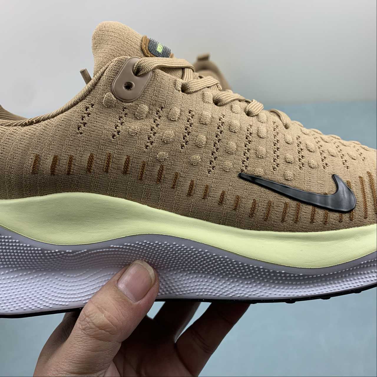 Nike Infinity Run 4 - Marrom/Branco