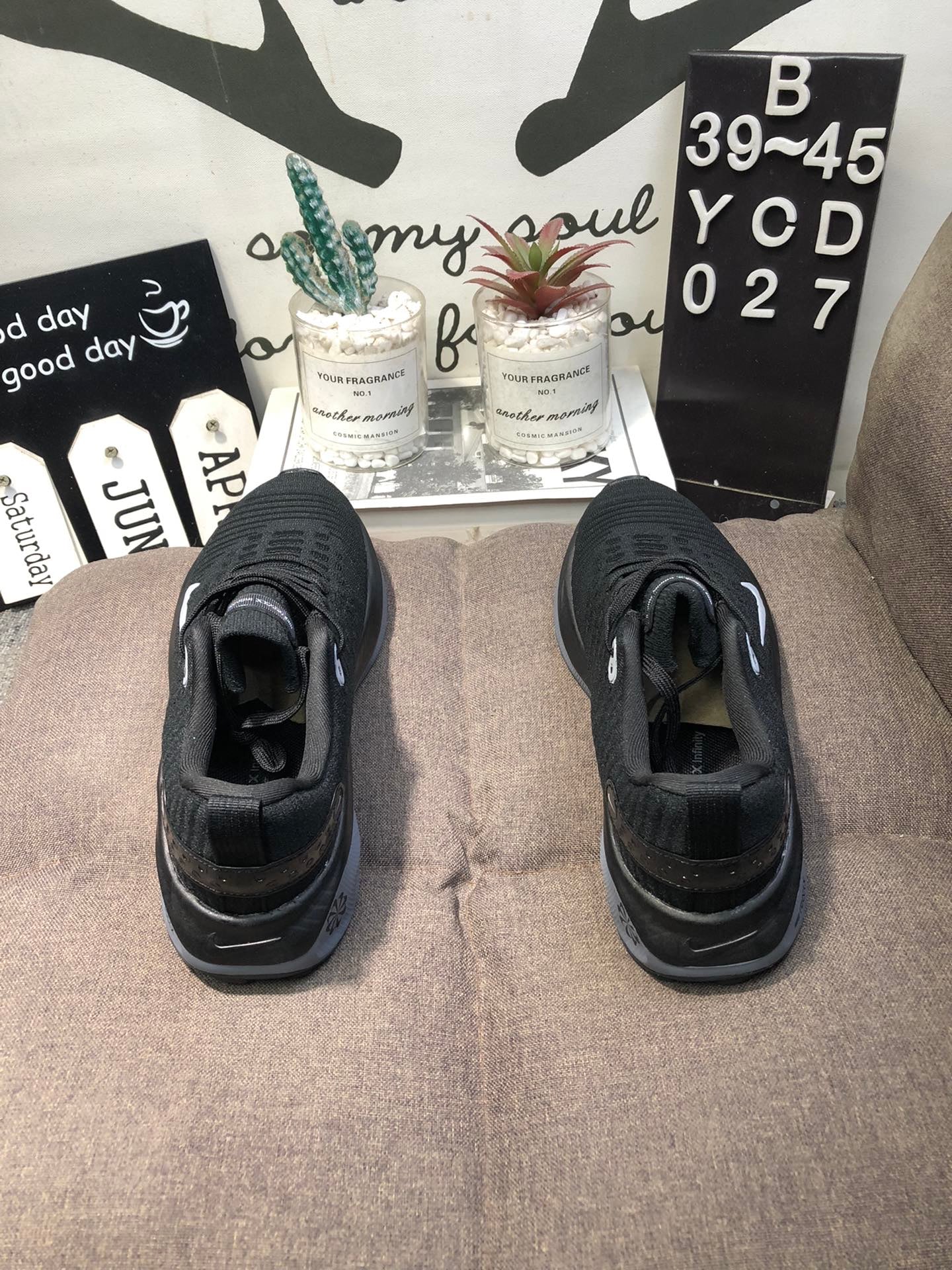 Nike Infinity Run 4 - Preto/Cinza