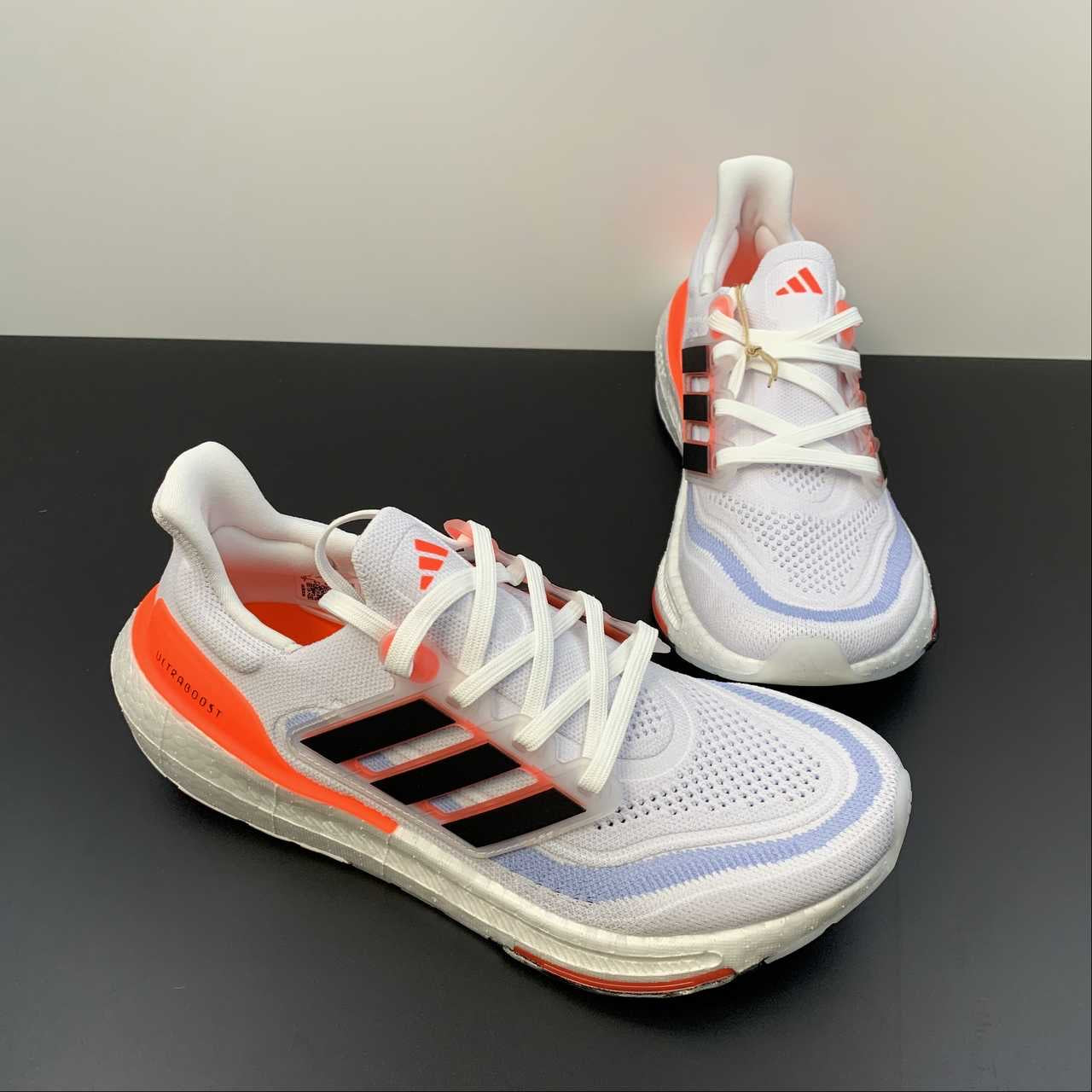 Adidas Ultraboost Light 23 - Lilás/Preto/Laranja