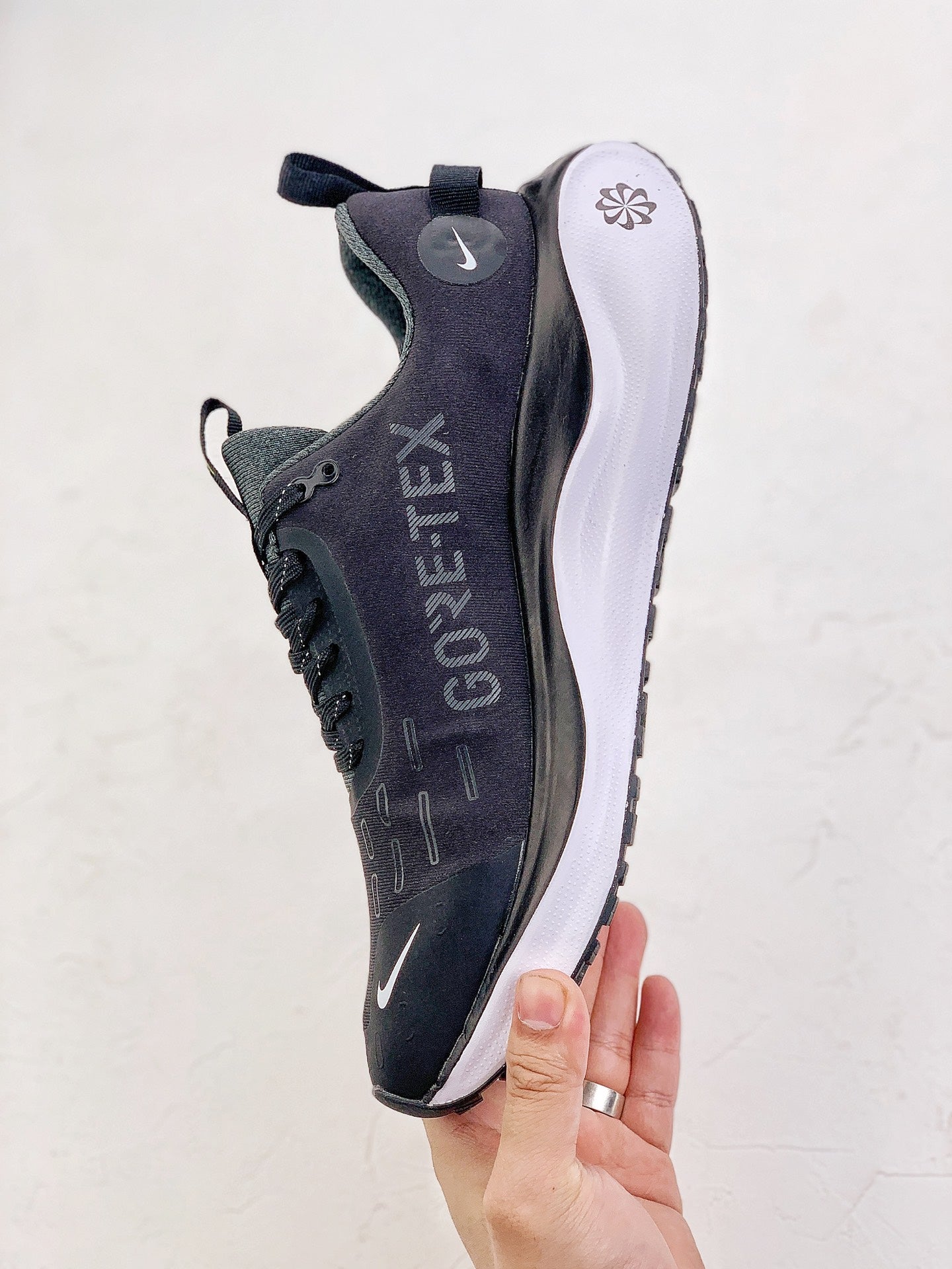 Nike Infinity Run 4 'Goretex' - Preto/Branco