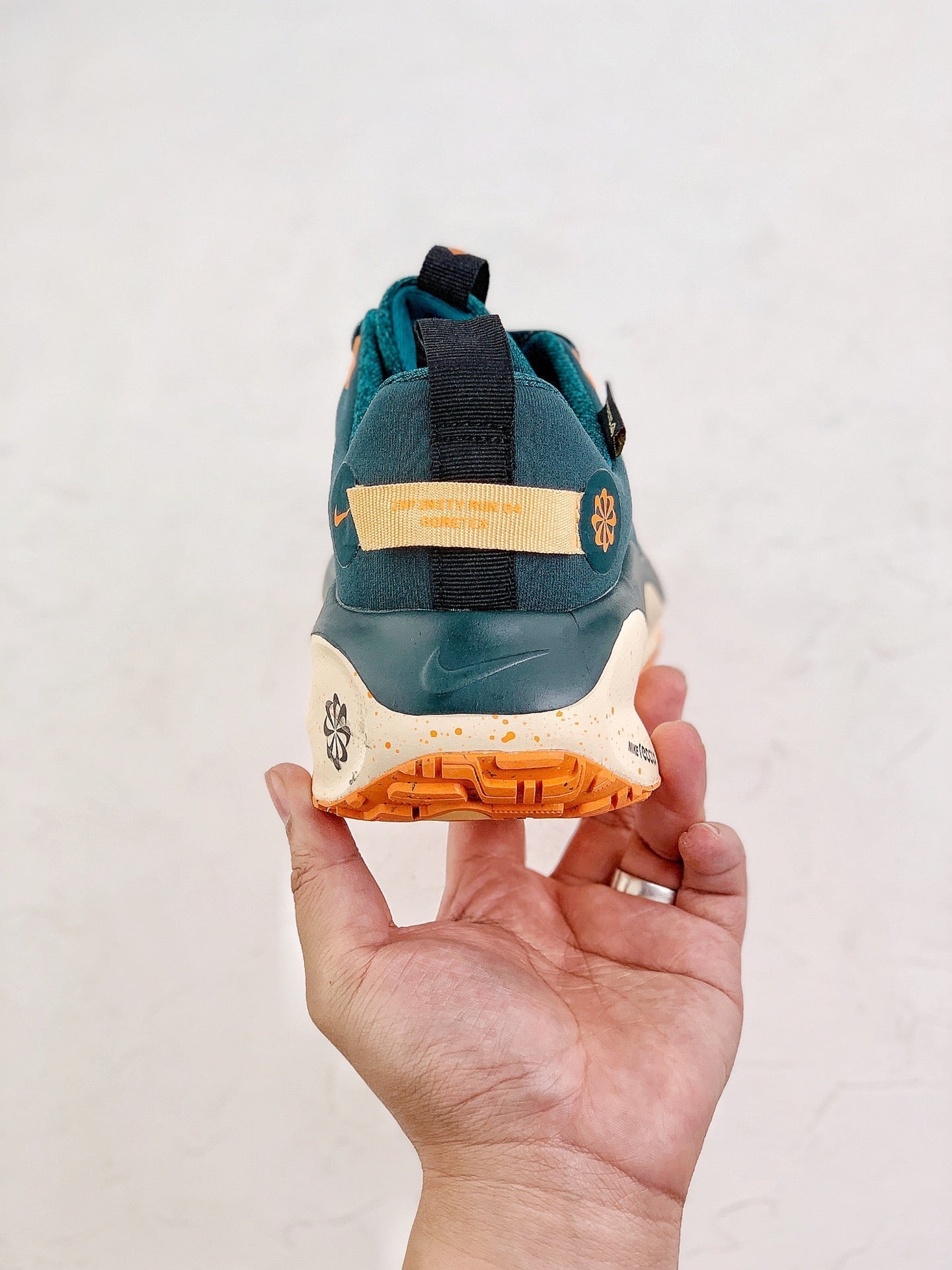 Nike Infinity Run 4 'Goretex' - Verde/Laranja
