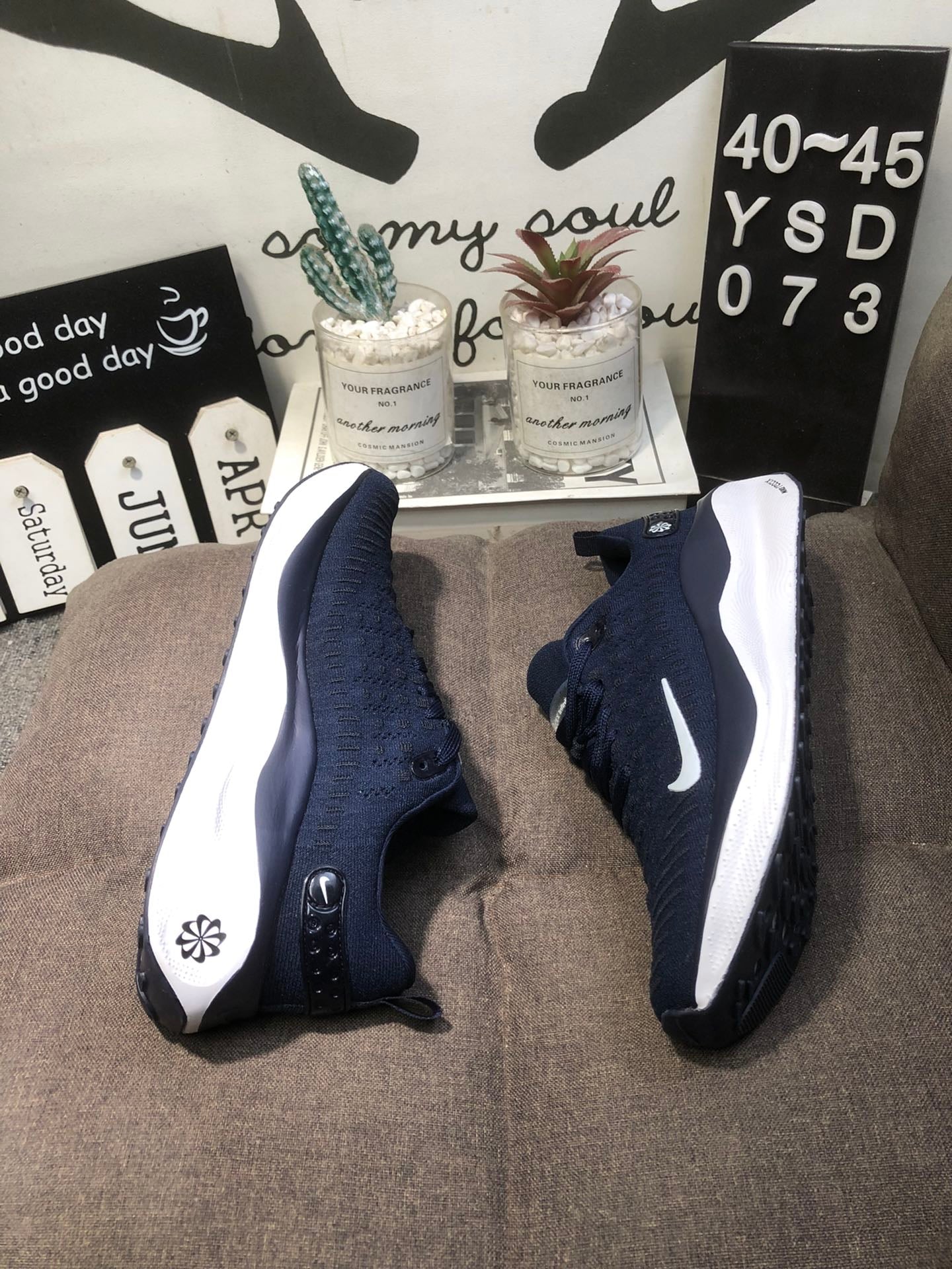 Nike Infinity Run 4 - Preto/Branco