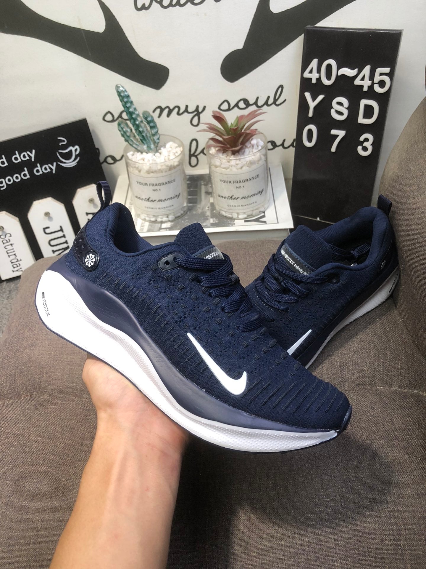 Nike Infinity Run 4 - Preto/Branco