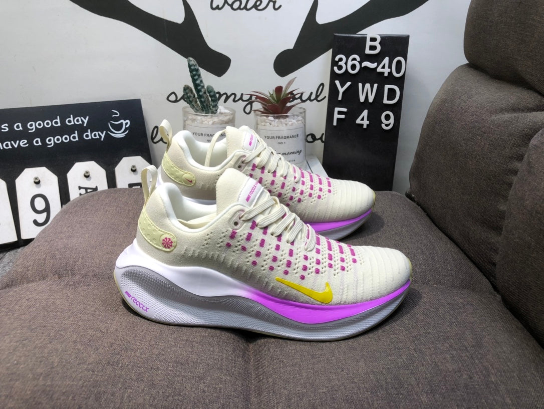 Nike Infinity Run 4 - Branco/Roxo