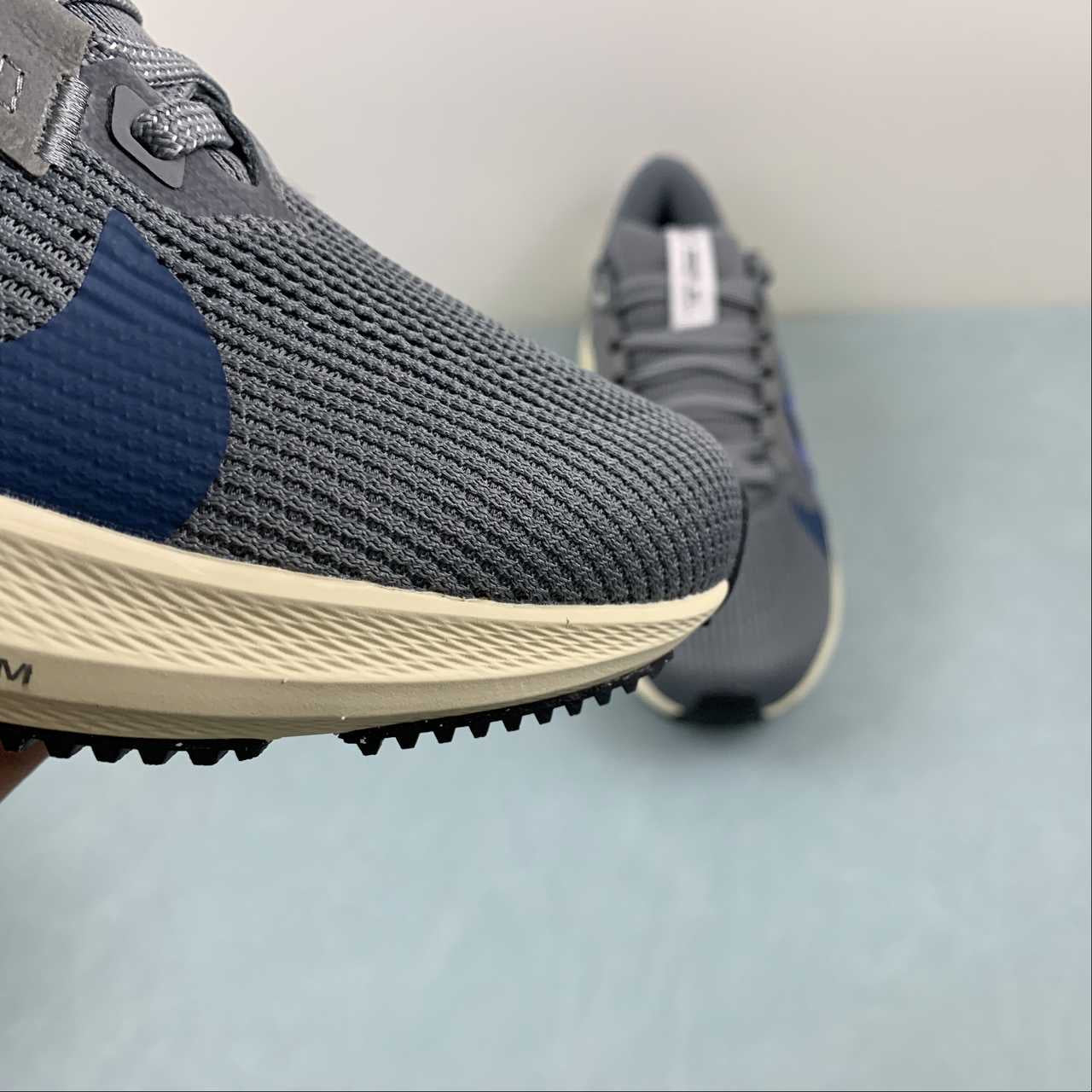 Nike Air Zoom Pegasus 40 - Cinza/Azul