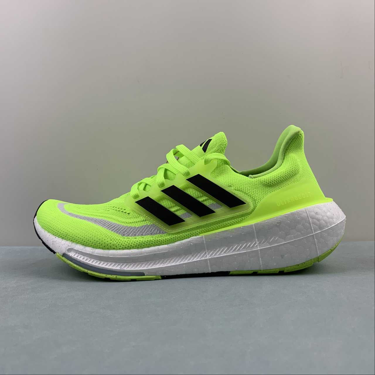 Adidas Ultraboost Light 23 - Verde Fluorescente
