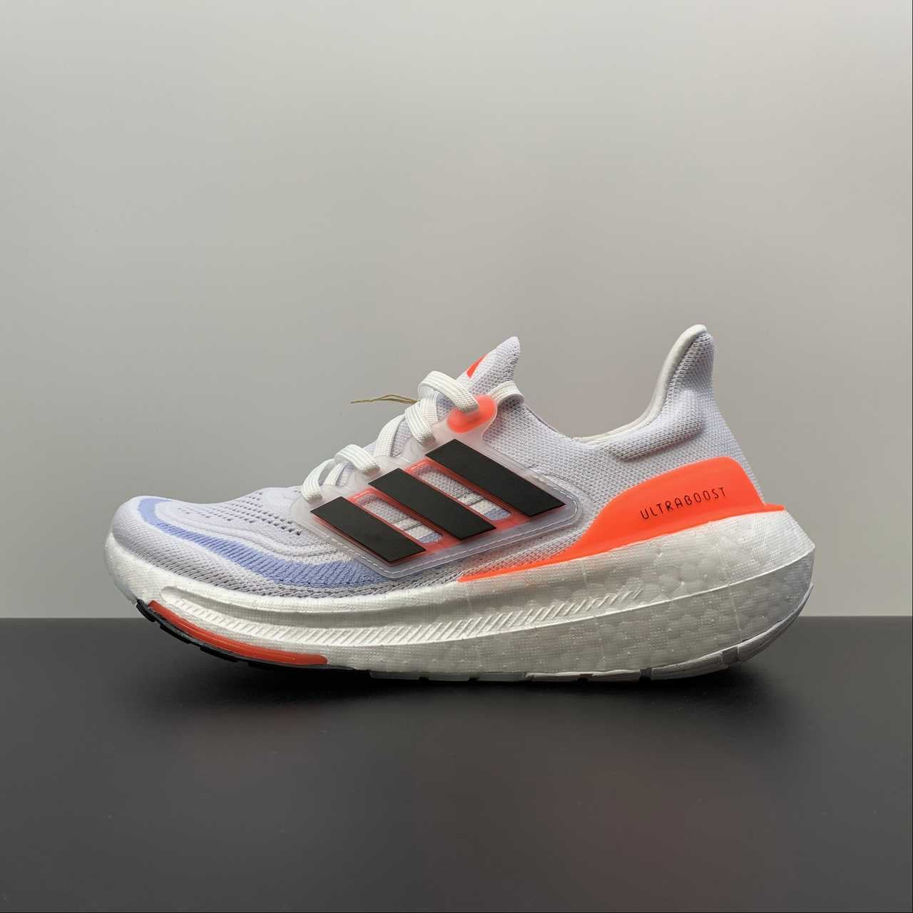Adidas Ultraboost Light 23 - Lilás/Preto/Laranja