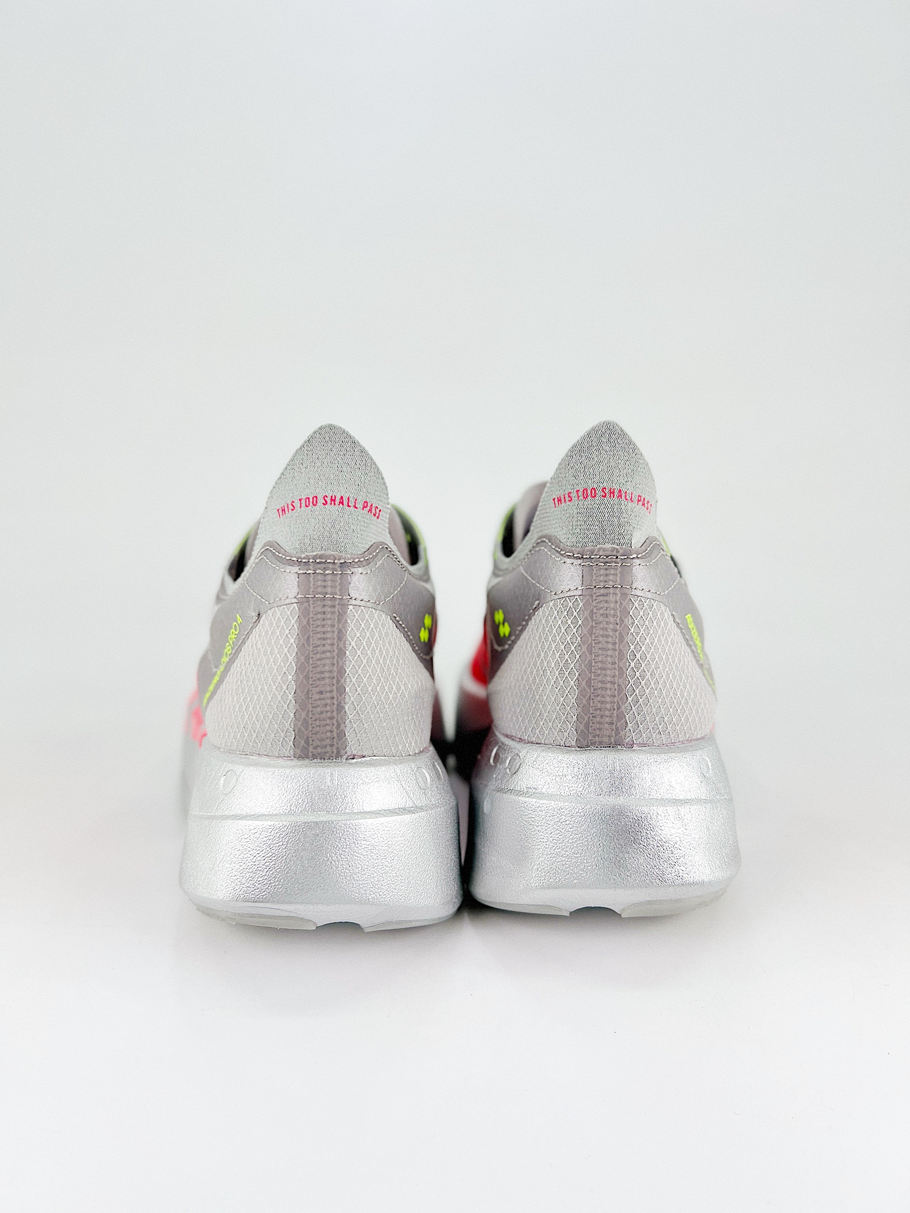 Adidas Adizero Adios Pro 4 - Prata/Vermelho