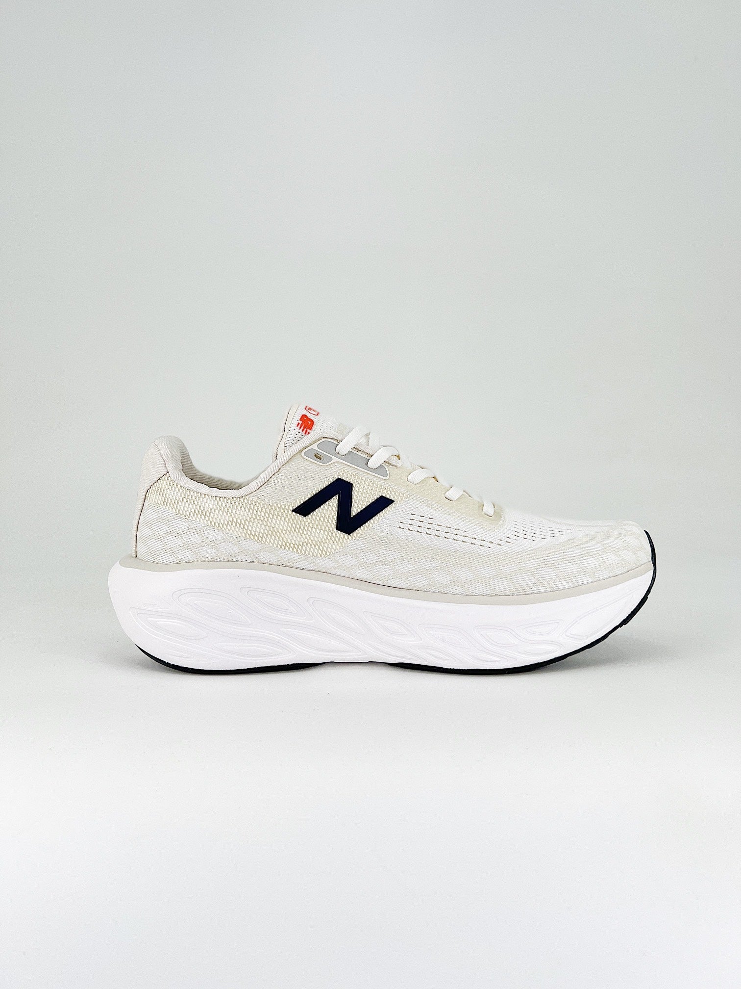 New Balance Fresh Foam X 1080 V14 - Branco/Preto