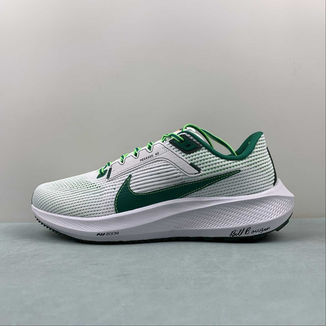 Nike Air Zoom Pegasus 40 - Branco/Verde