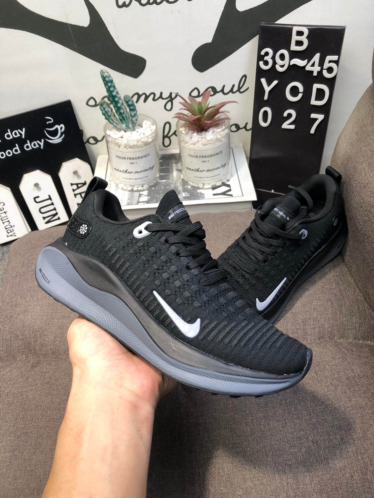 Nike Infinity Run 4 - Preto/Cinza