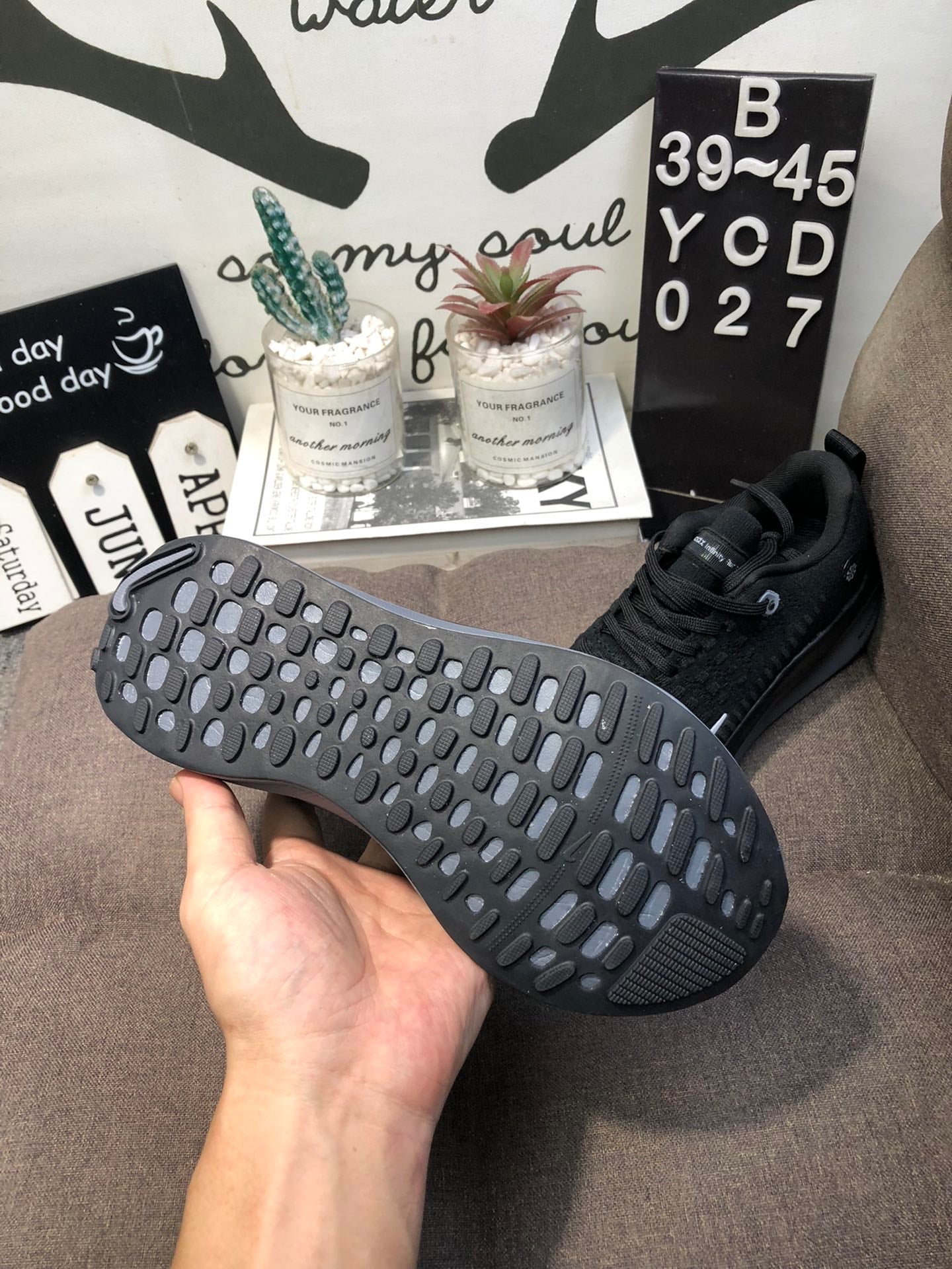 Nike Infinity Run 4 - Preto/Cinza