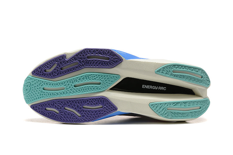 Tênis New Balance Fuelcell Supercomp Elite V4 - Branco/Rosa