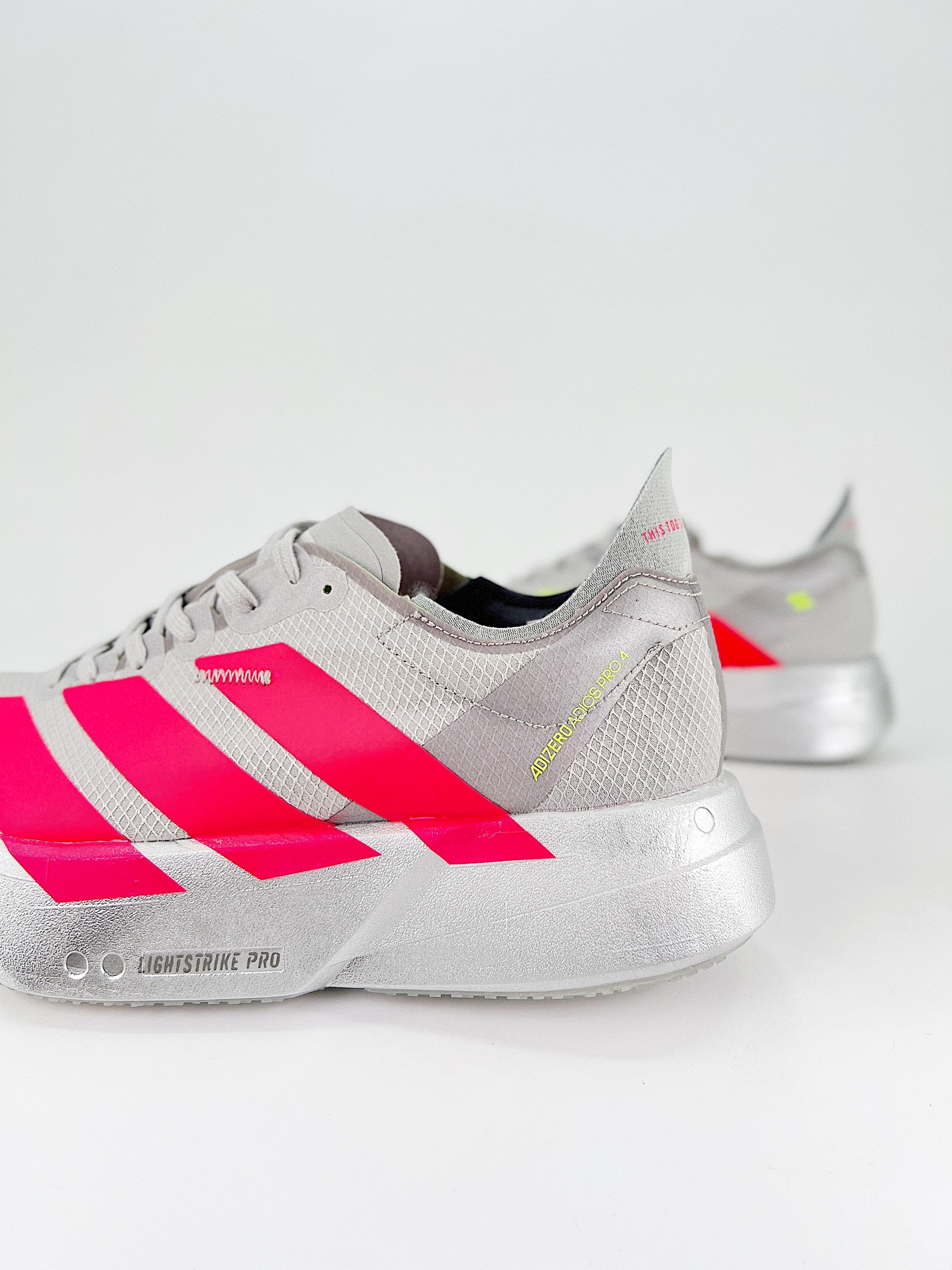 Adidas Adizero Adios Pro 4 - Prata/Vermelho