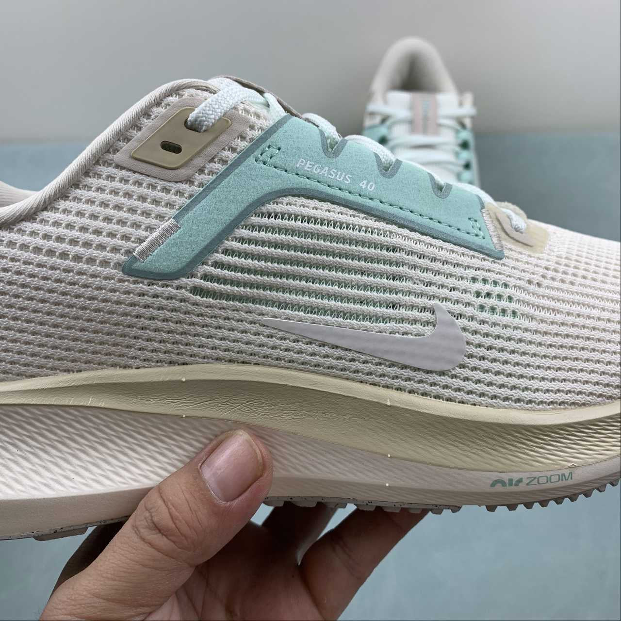 Nike Air Zoom Pegasus 40 - Branco/Azul Claro