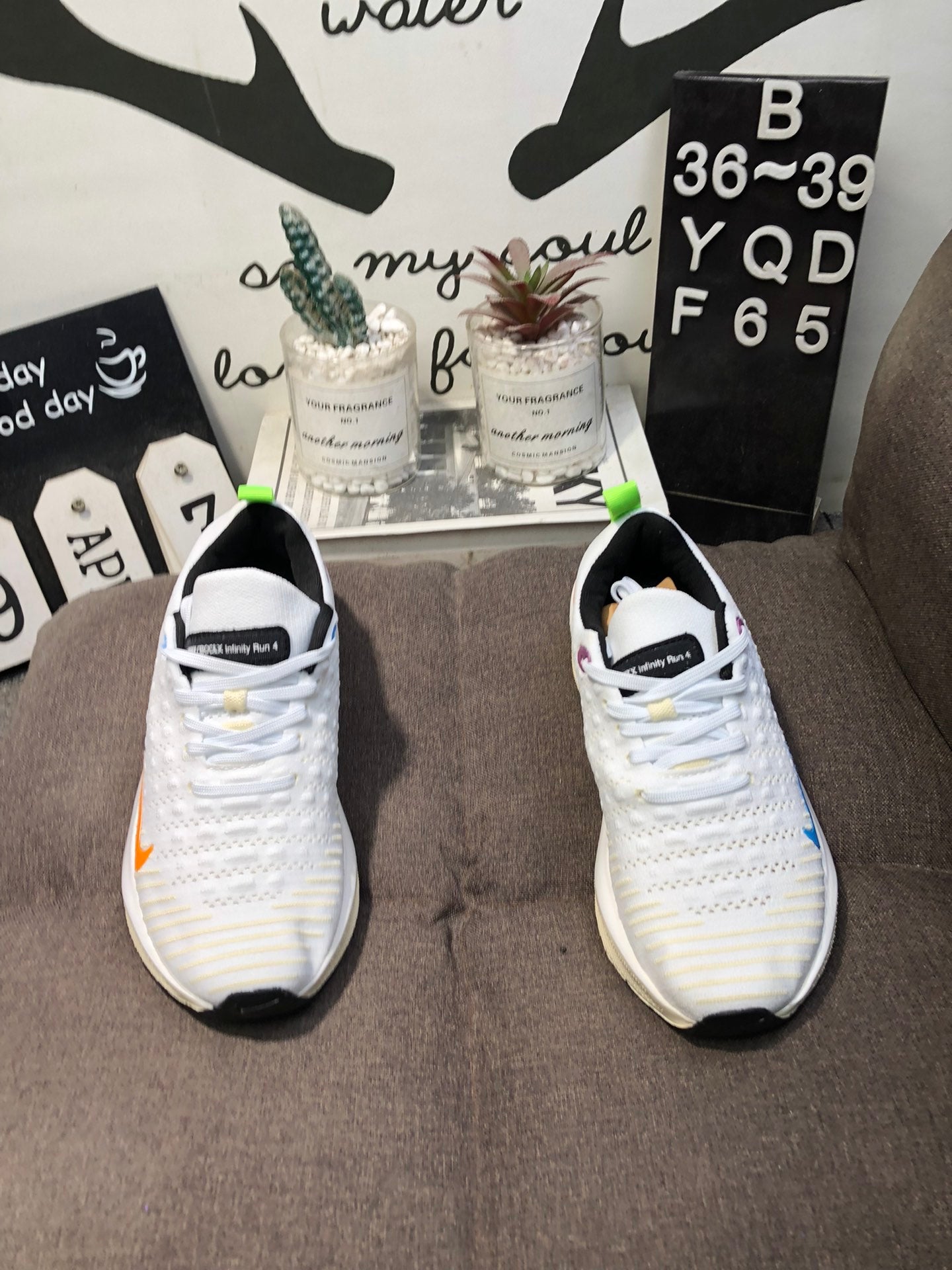 Nike Infinity Run 4 - Branco/Colorido