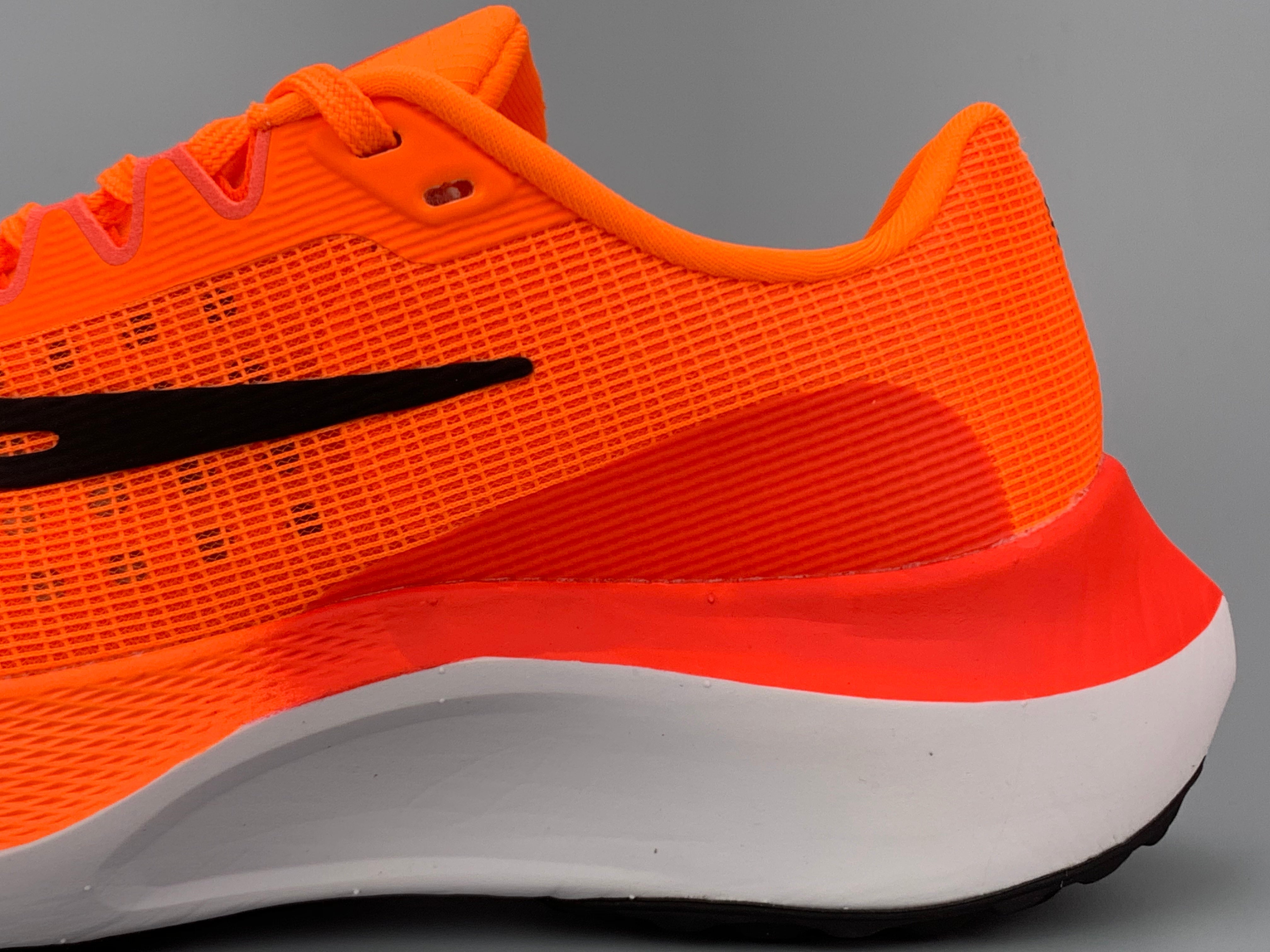 Nike Air ZoomX Fly 5 - Laranja/Branco