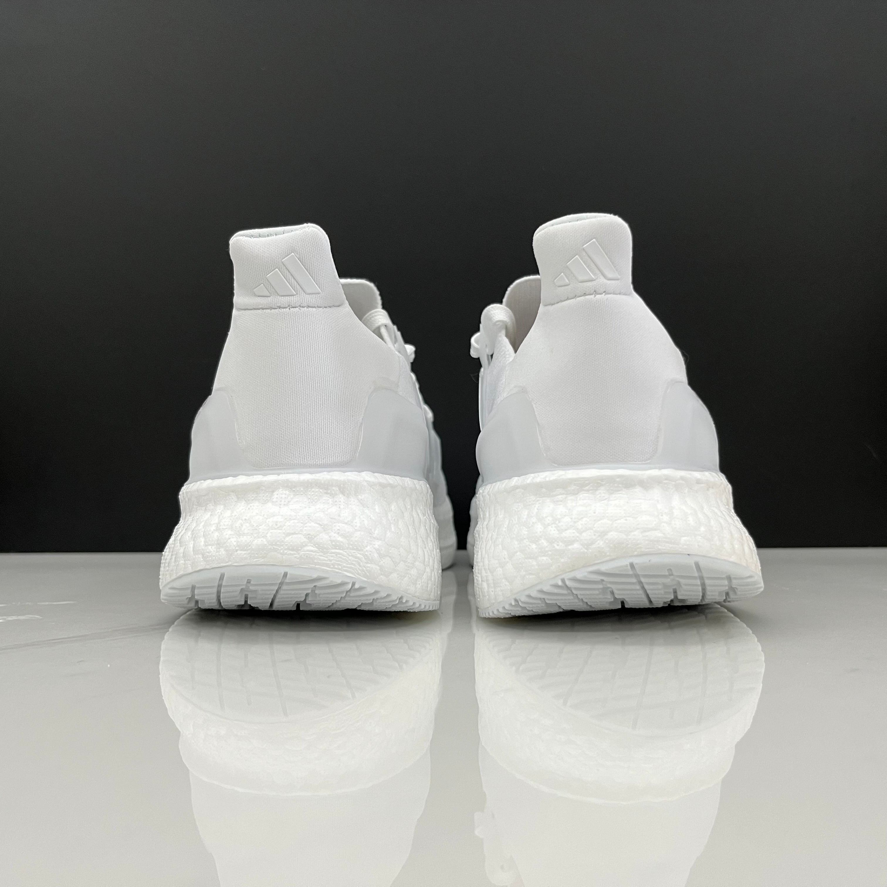 Adidas Ultraboost 5 - Branco