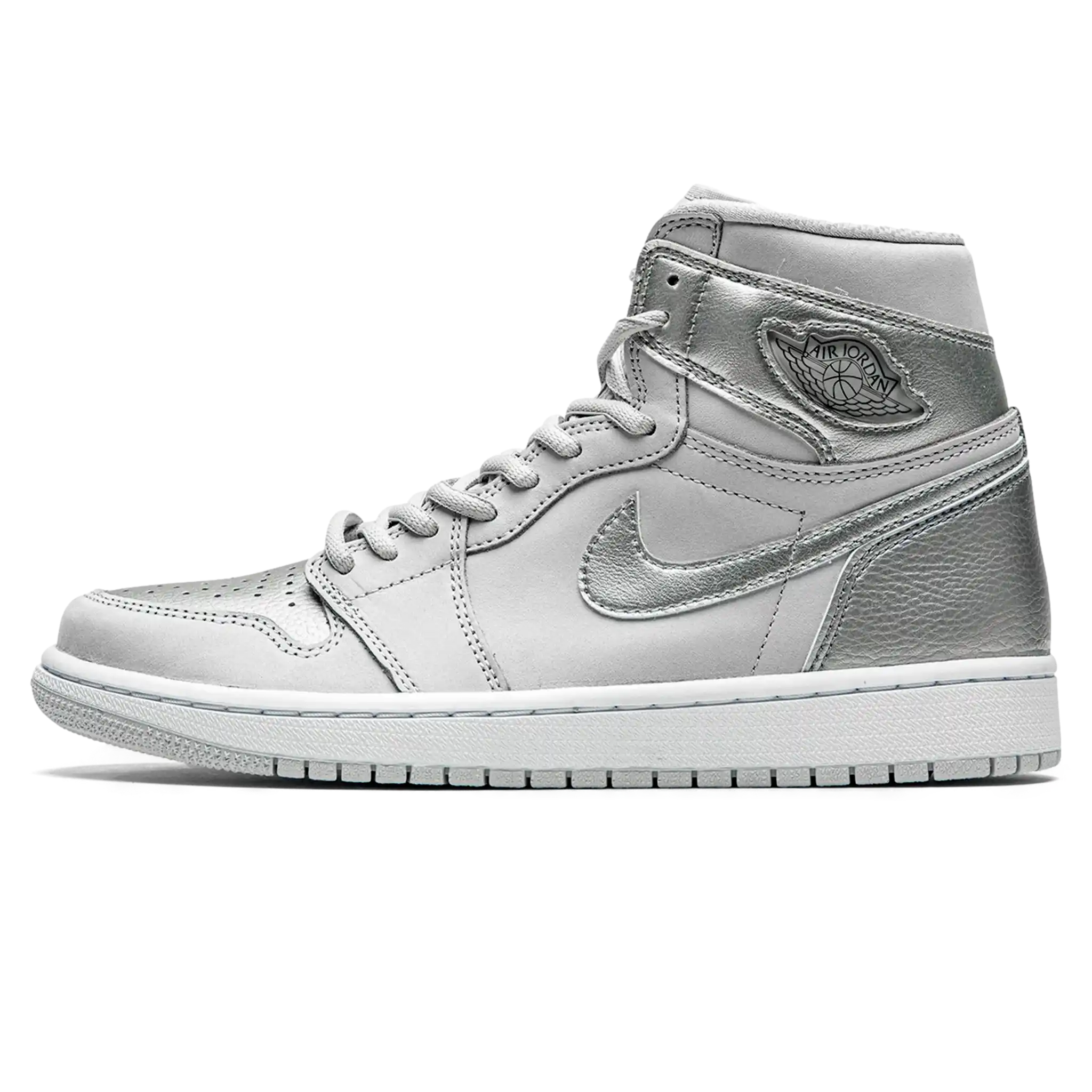 Tênis Air Jordan 1 High "CO. Japan" Cinza / Prata