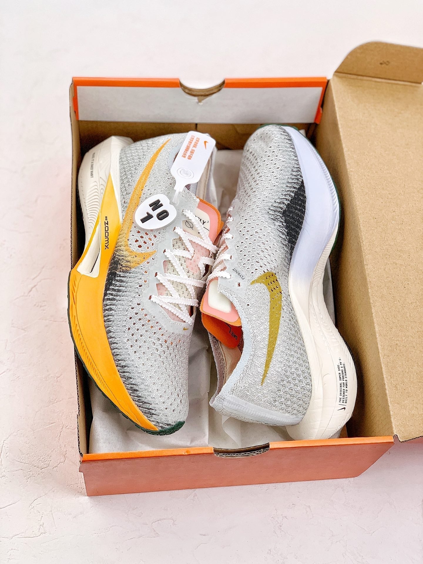 Nike Air Zoom X Vaporfly 3 - Cinza/Laranja