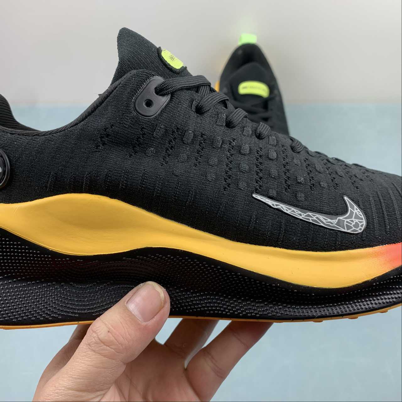 Nike Infinity Run 4 - Preto/Laranja