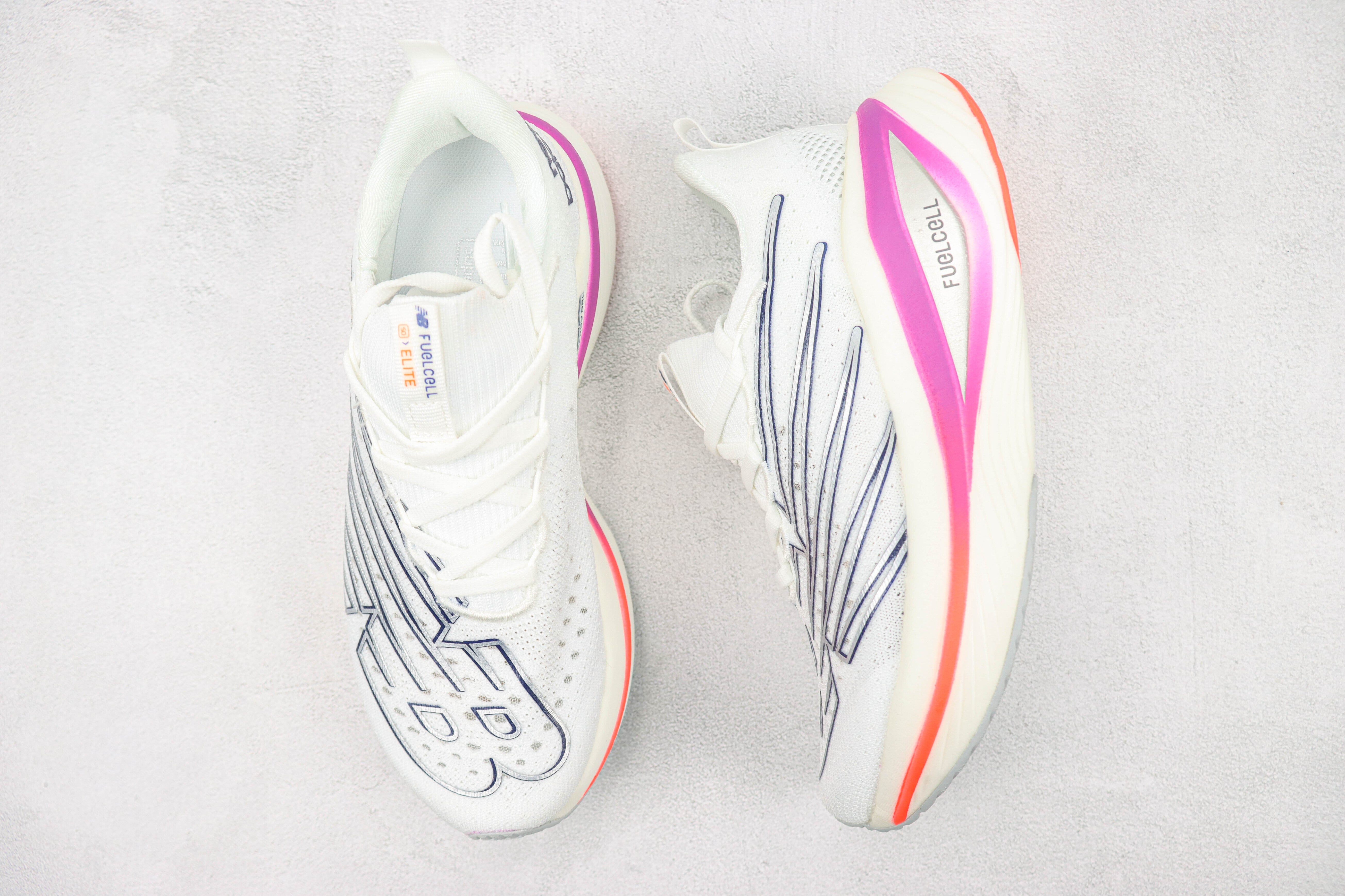 Tênis New Balance Fuelcell Supercomp Elite V3 - Branco/Rosa