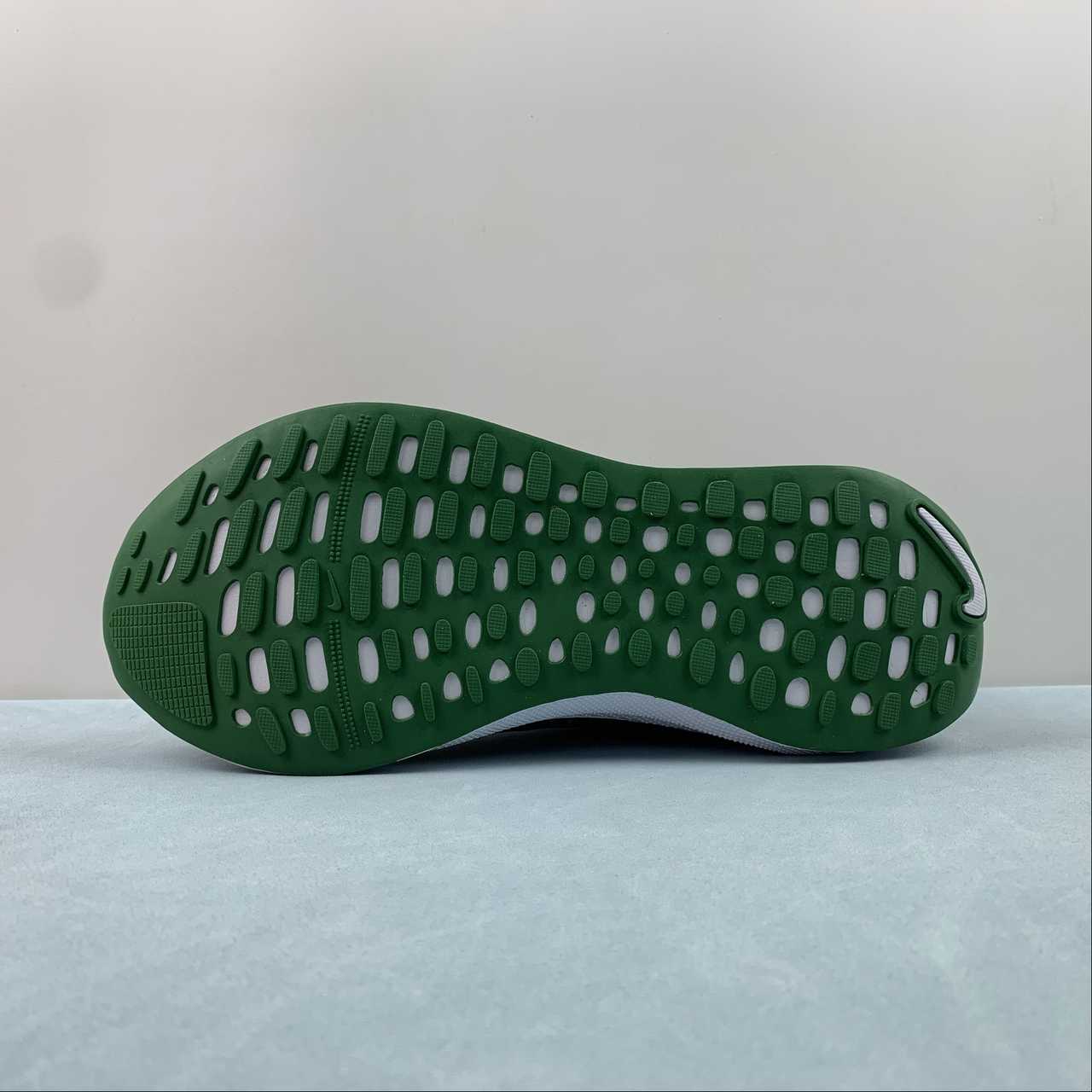 Nike Infinity Run 4 - Cinza/Branco