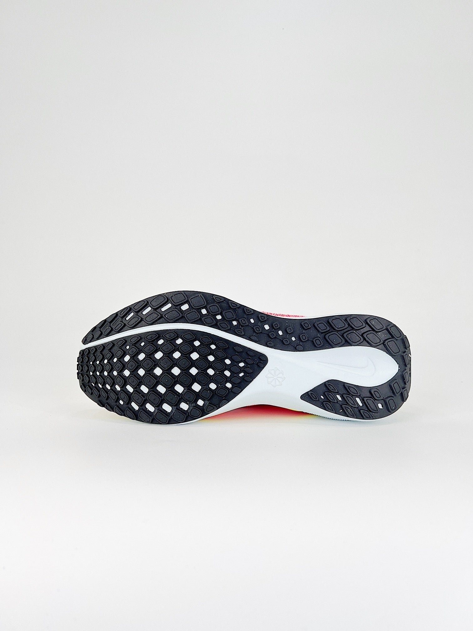 Nike Pegasus 41 - Branco/Vermelho
