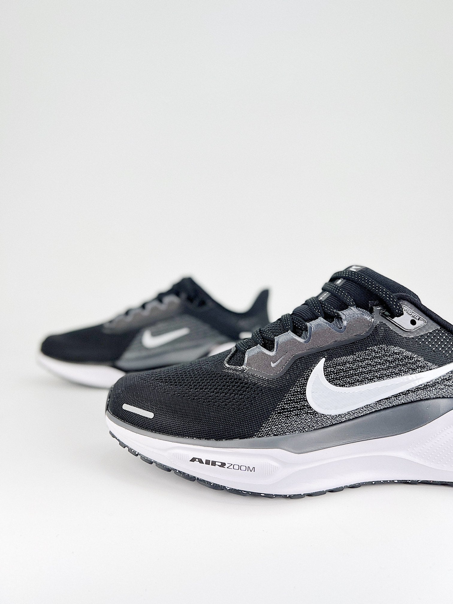 Nike Pegasus 41 - Preto/Branco