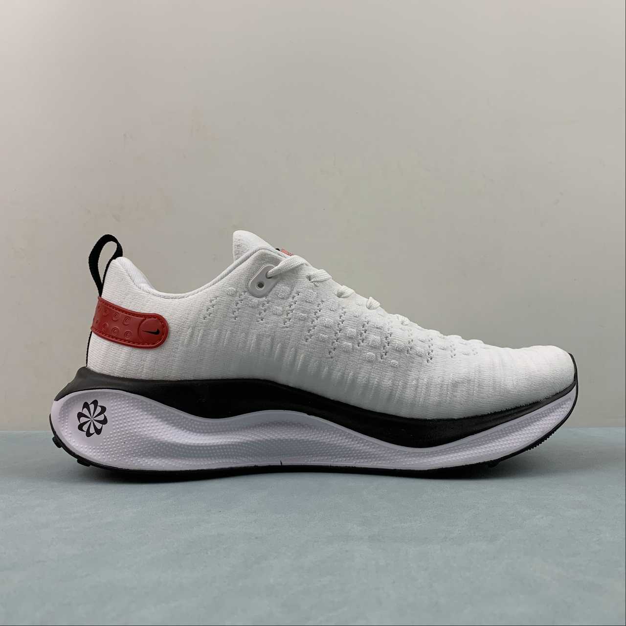 Nike Infinity Run 4 - Branco/Preto