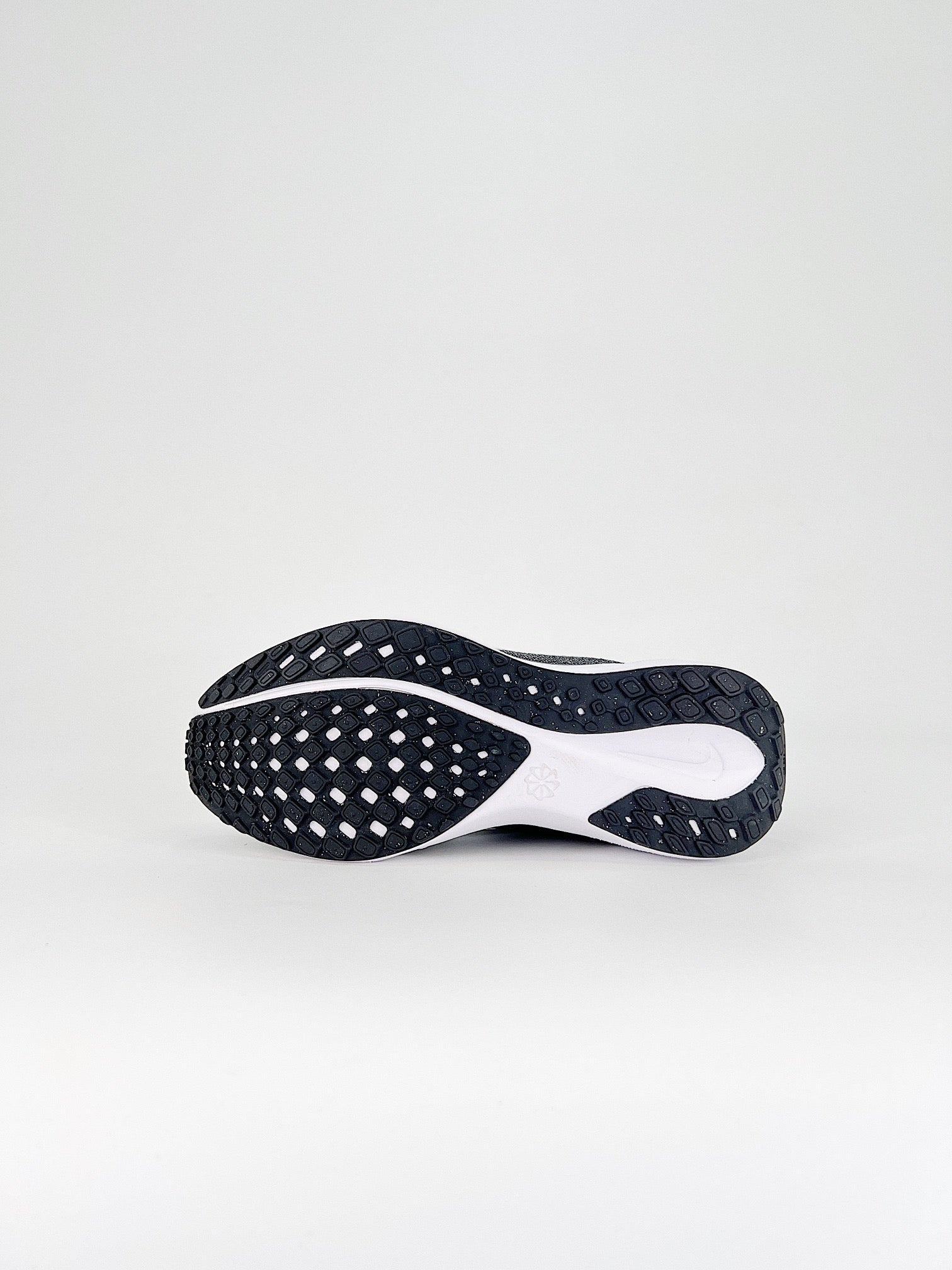 Nike Pegasus 41 - Preto/Branco