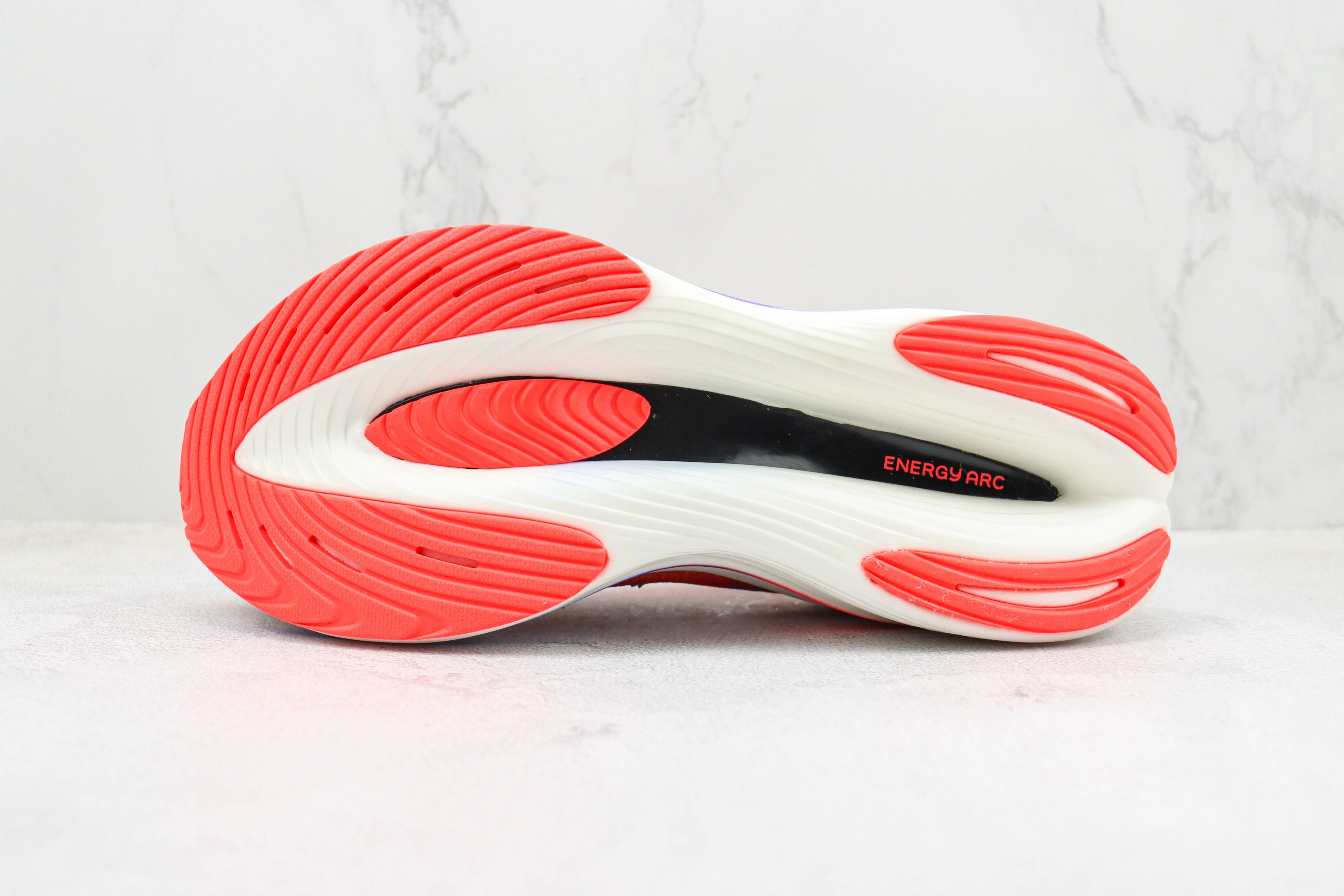 Tênis New Balance Fuelcell Supercomp Elite V3 - Vermelho/Roxo