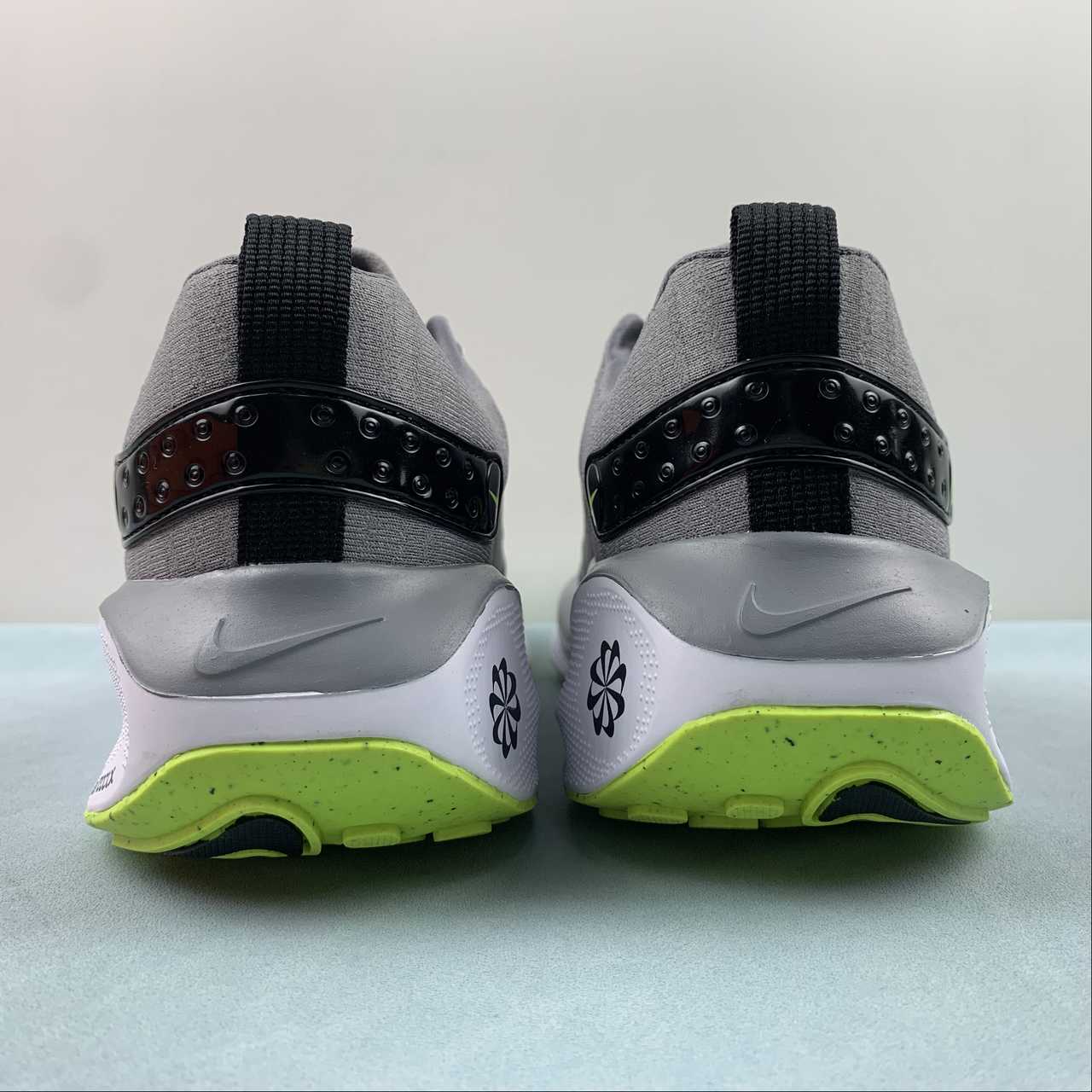 Nike Infinity Run 4 - Cinza