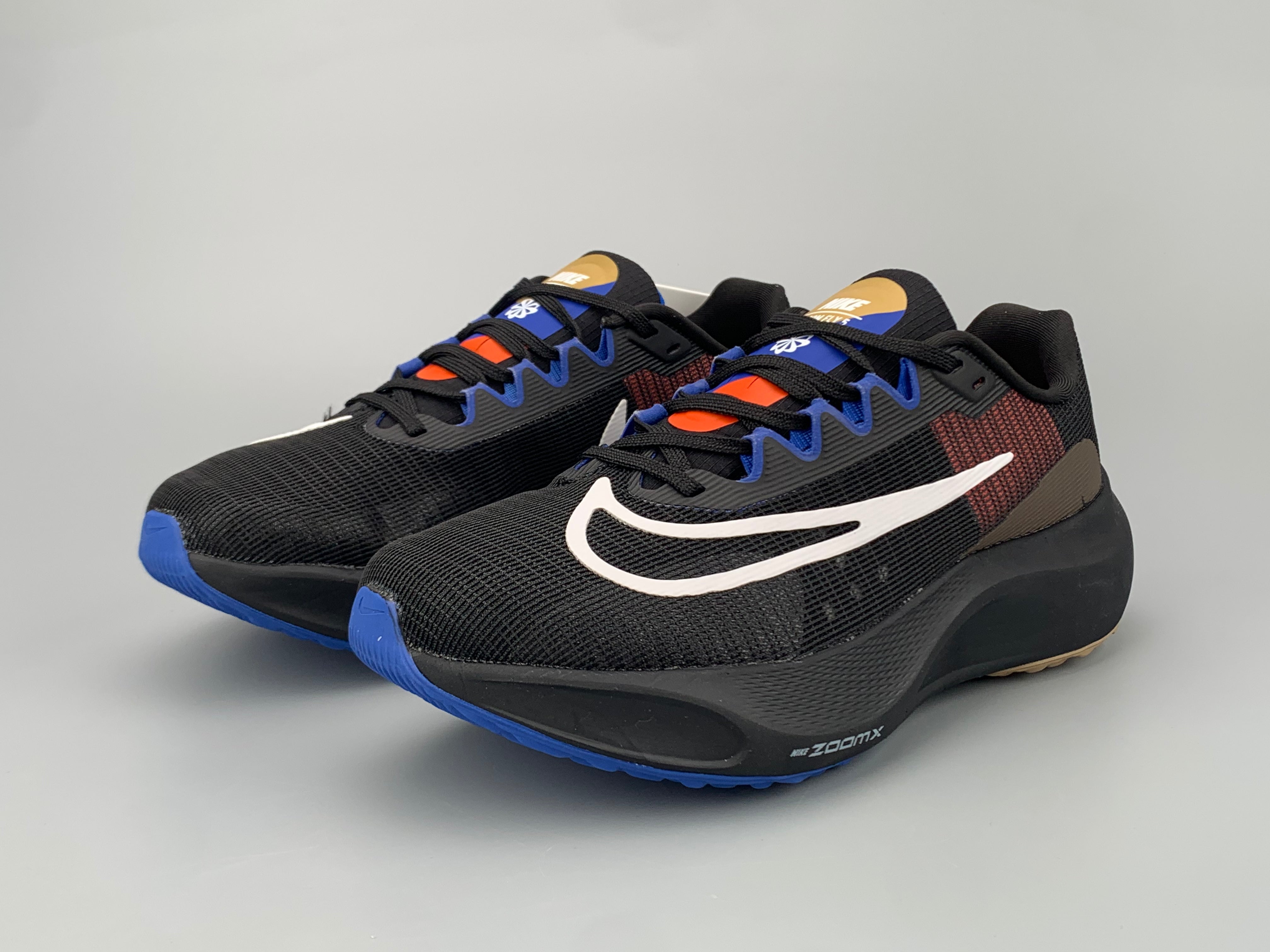 Nike Air ZoomX Fly 5 - Preto/Azul