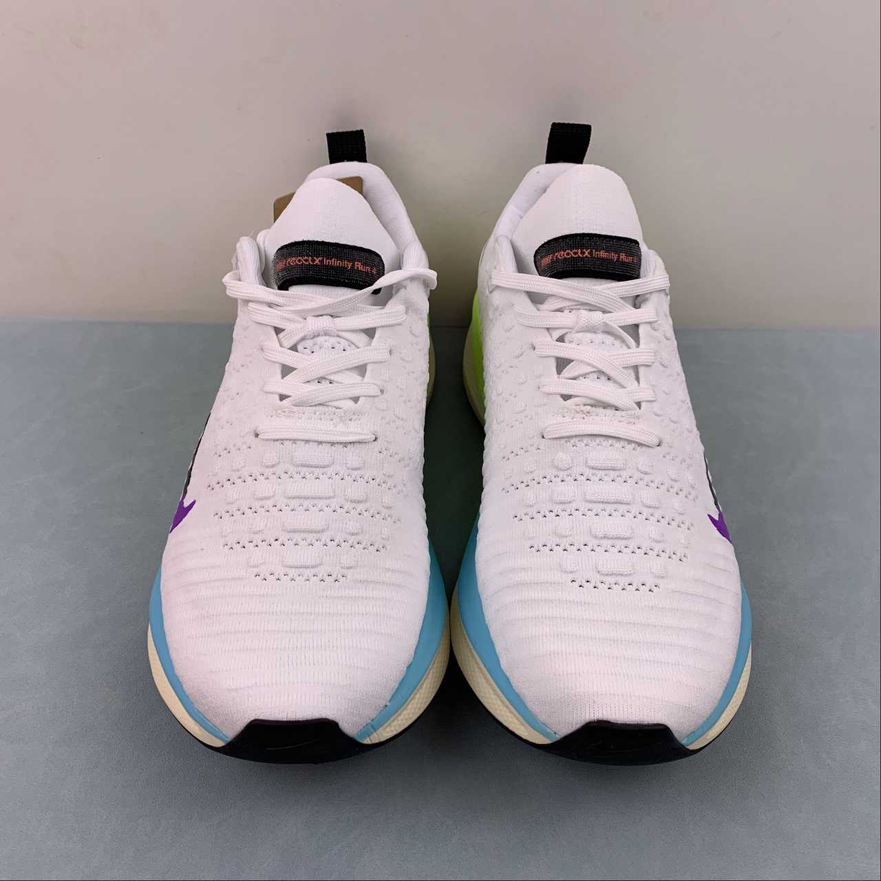 Nike Infinity Run 4 - Branco/Azul/Amarelo