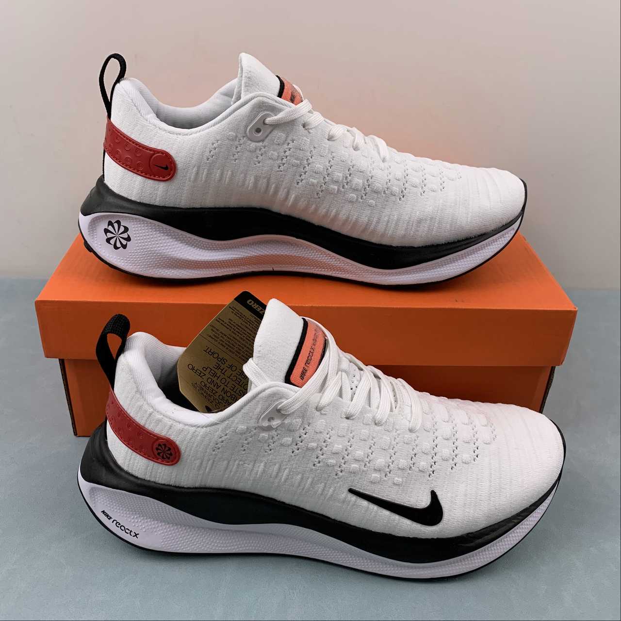 Nike Infinity Run 4 - Branco/Preto