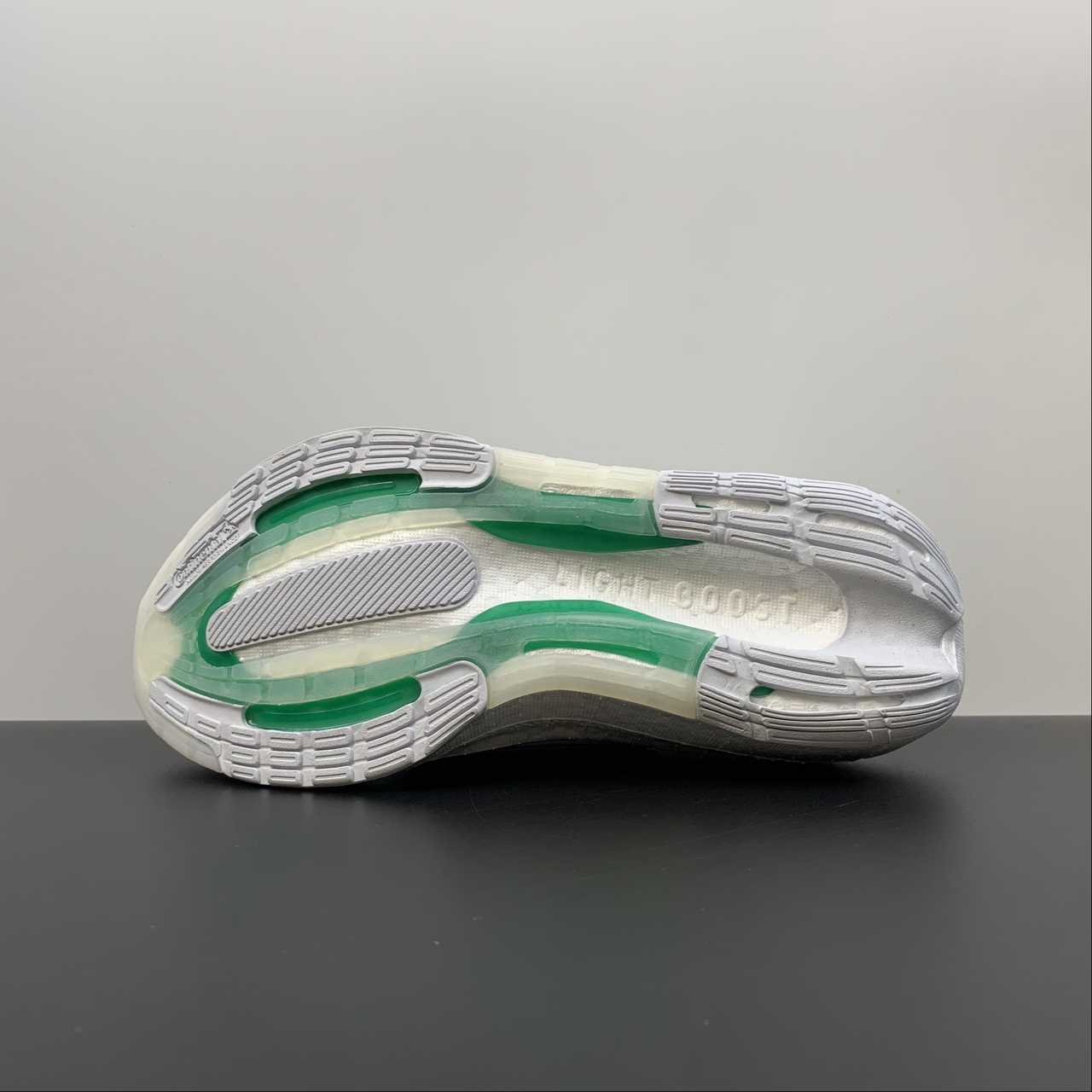 Adidas Ultraboost Light 23 - Cinza/Verde