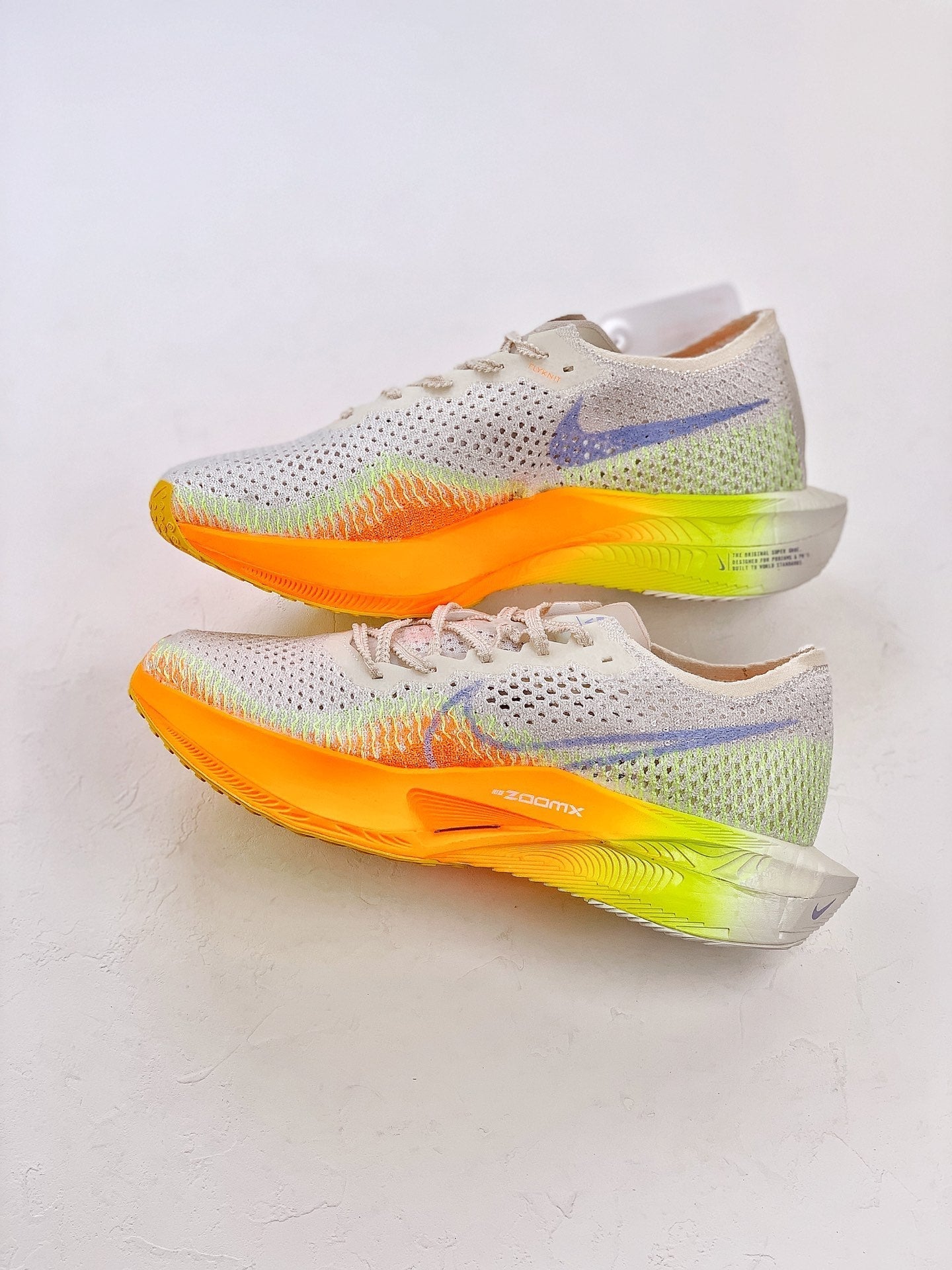Nike Air Zoom X Vaporfly 3 - Branco/Laranja/Azul