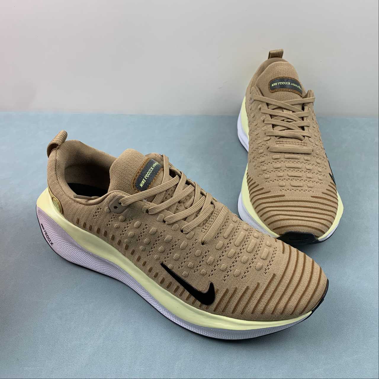 Nike Infinity Run 4 - Marrom/Branco