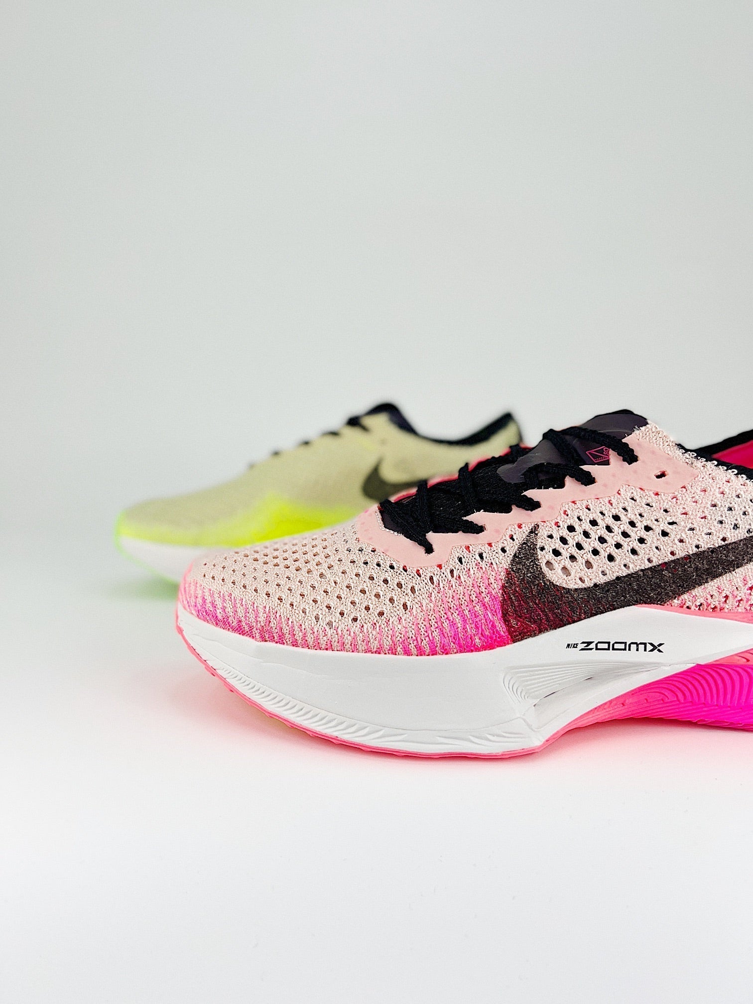 Nike Air Zoom X Vaporfly 3 - Rosa/Amarelo