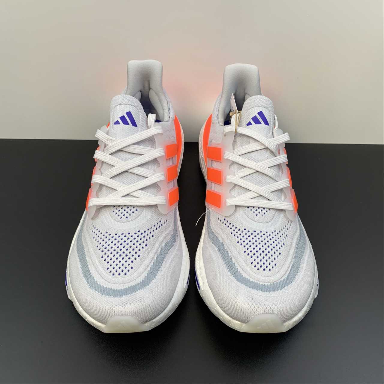 Adidas Ultraboost Light 23 - Cinza/Laranja