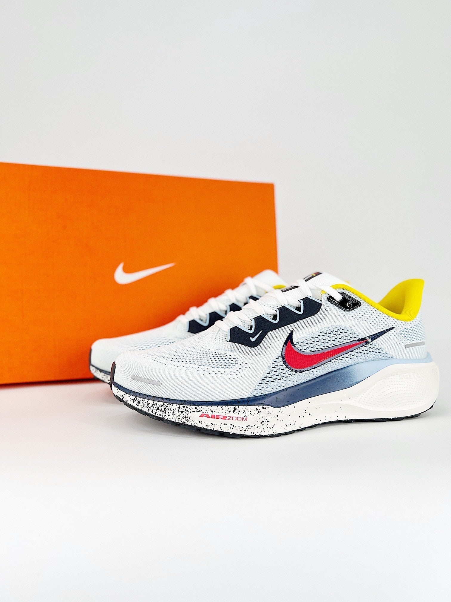Nike Pegasus 41 - Branco/Azul