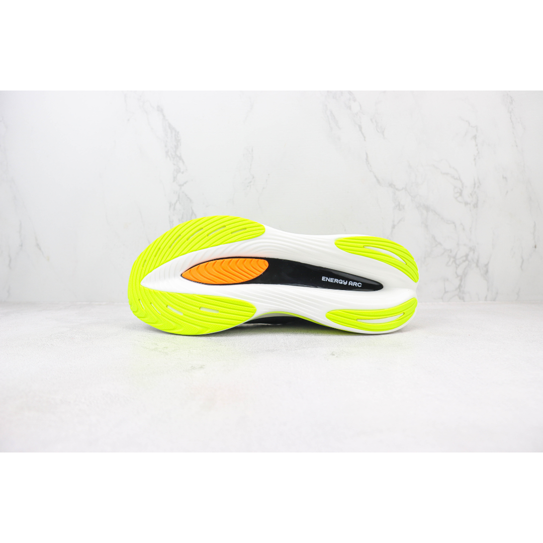 Tênis New Balance Fuelcell Supercomp Elite V3 - Branco/Amarelo
