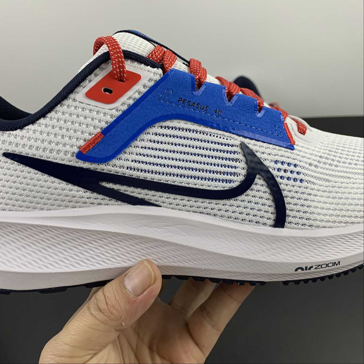Nike Air Zoom Pegasus 40 - Branco/Azul/Laranja 2