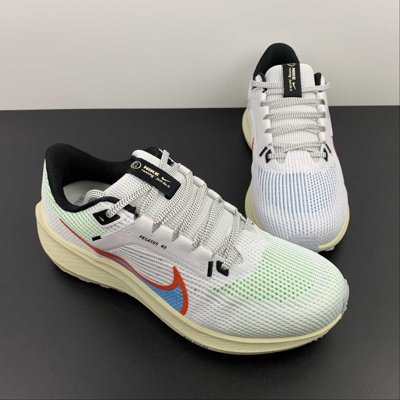 Nike Air Zoom Pegasus 40 - Cinza/Laranja/Bege