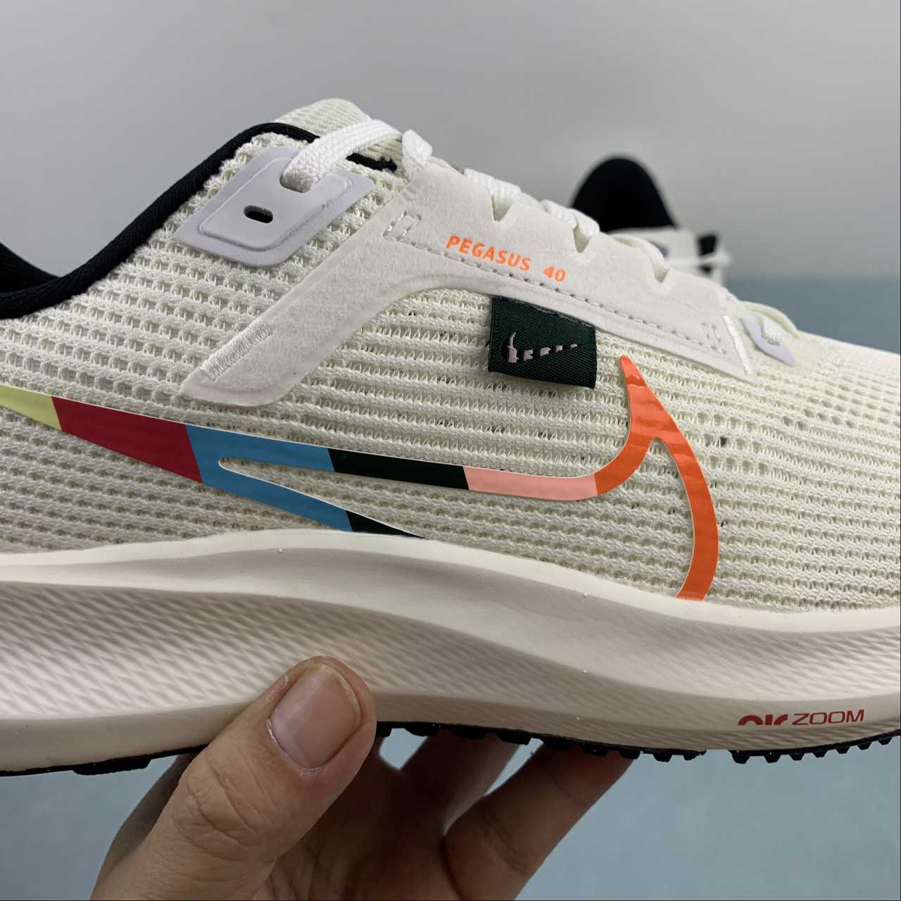 Nike Air Zoom Pegasus 40 - Branco/Preto