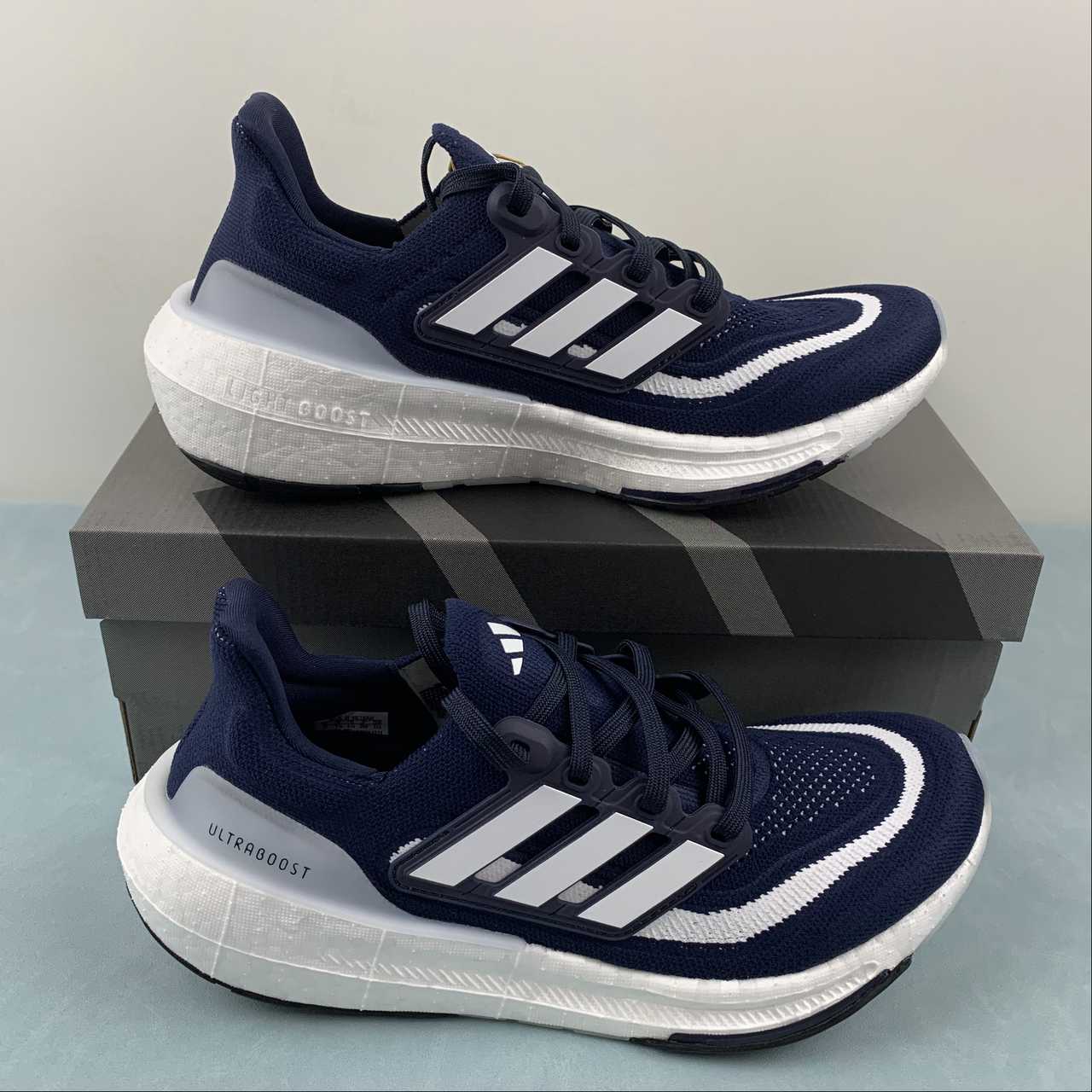 Adidas Ultraboost Light 23 - Azul Marinho/Branco