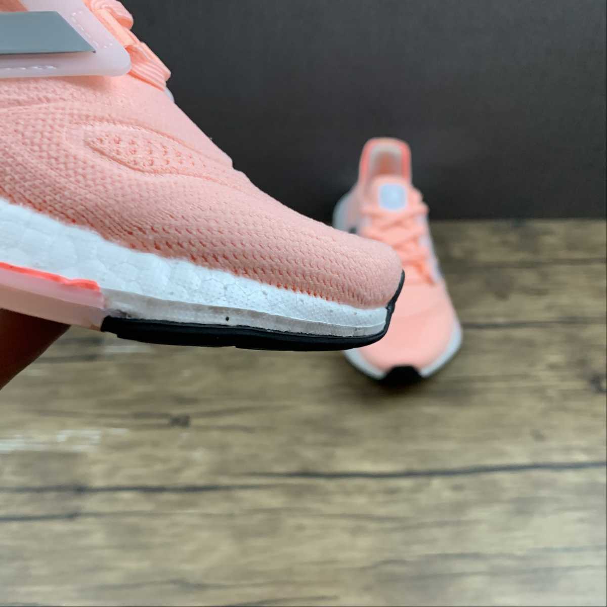 Adidas Ultraboost 22 - Rosa/Cinza