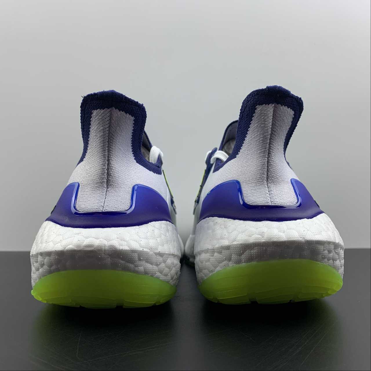 Adidas Ultraboost 22 - Azul/Verde
