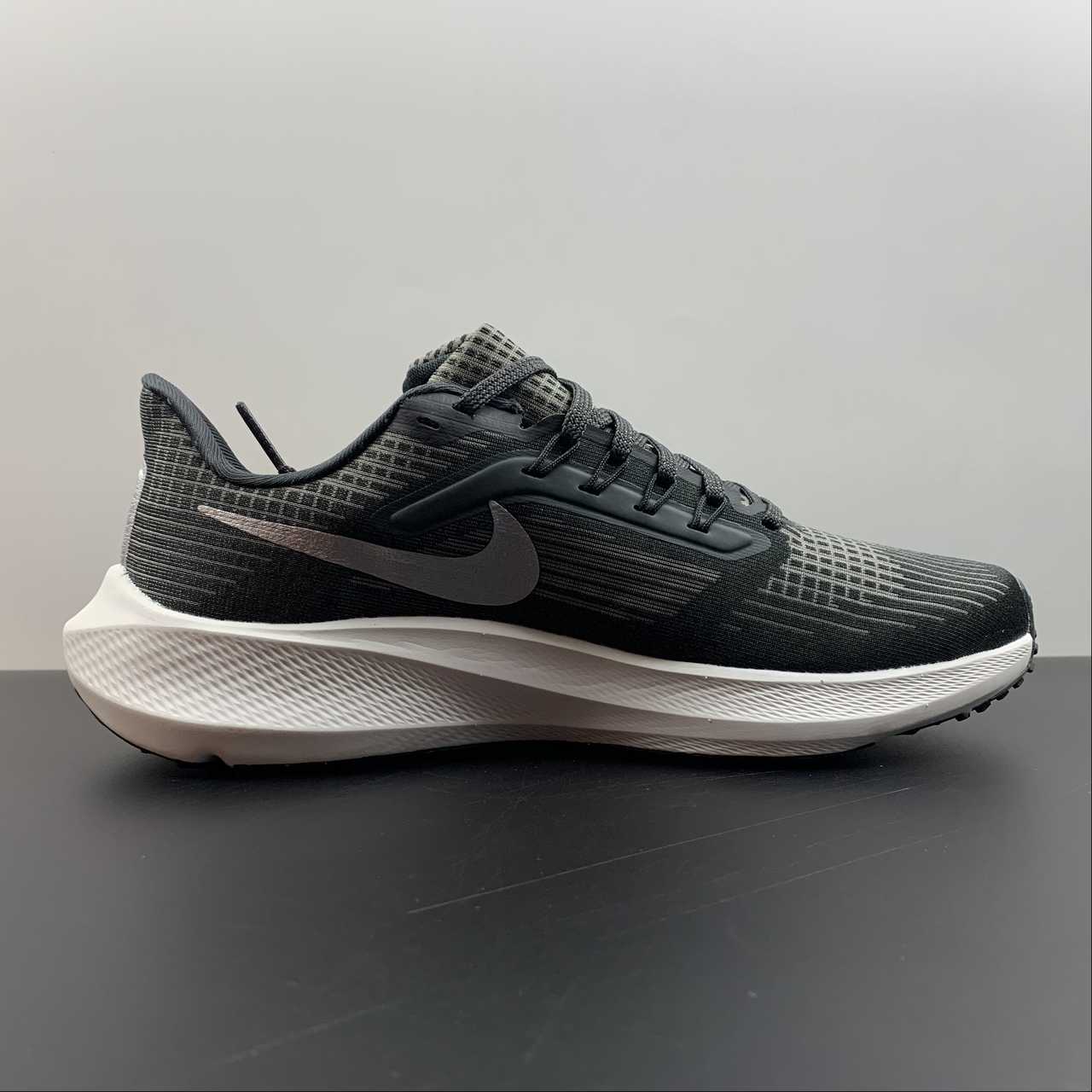 Nike Air Zoom Pegasus 39 - Cinza Escuro